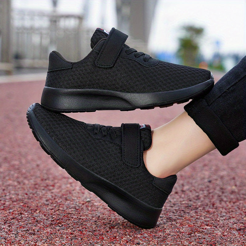 Fashionable Double Mesh Casual Sports Shoes for Boys, Suitable for Children Aged 8-12, Available in All Black And Sizes 28-39.