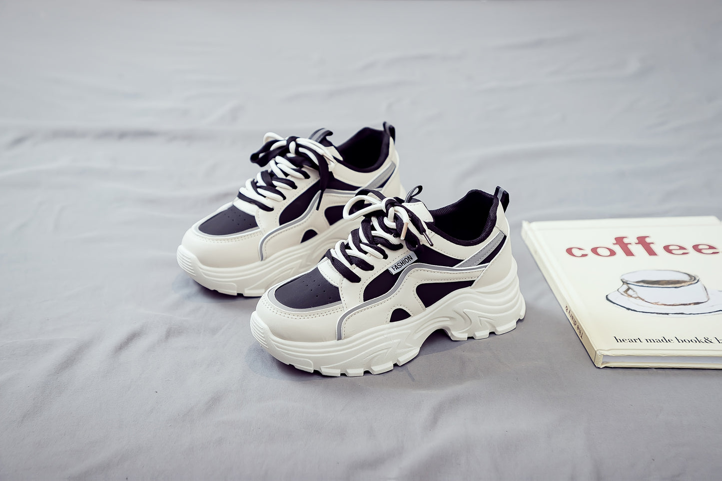 Women's Trendy Chunky Sneakers - Breathable Lace-Up Dad Shoes with Thick PVC Sole, White Beige Two-Tone Design, Versatile Low-Top Style for Casual Attire