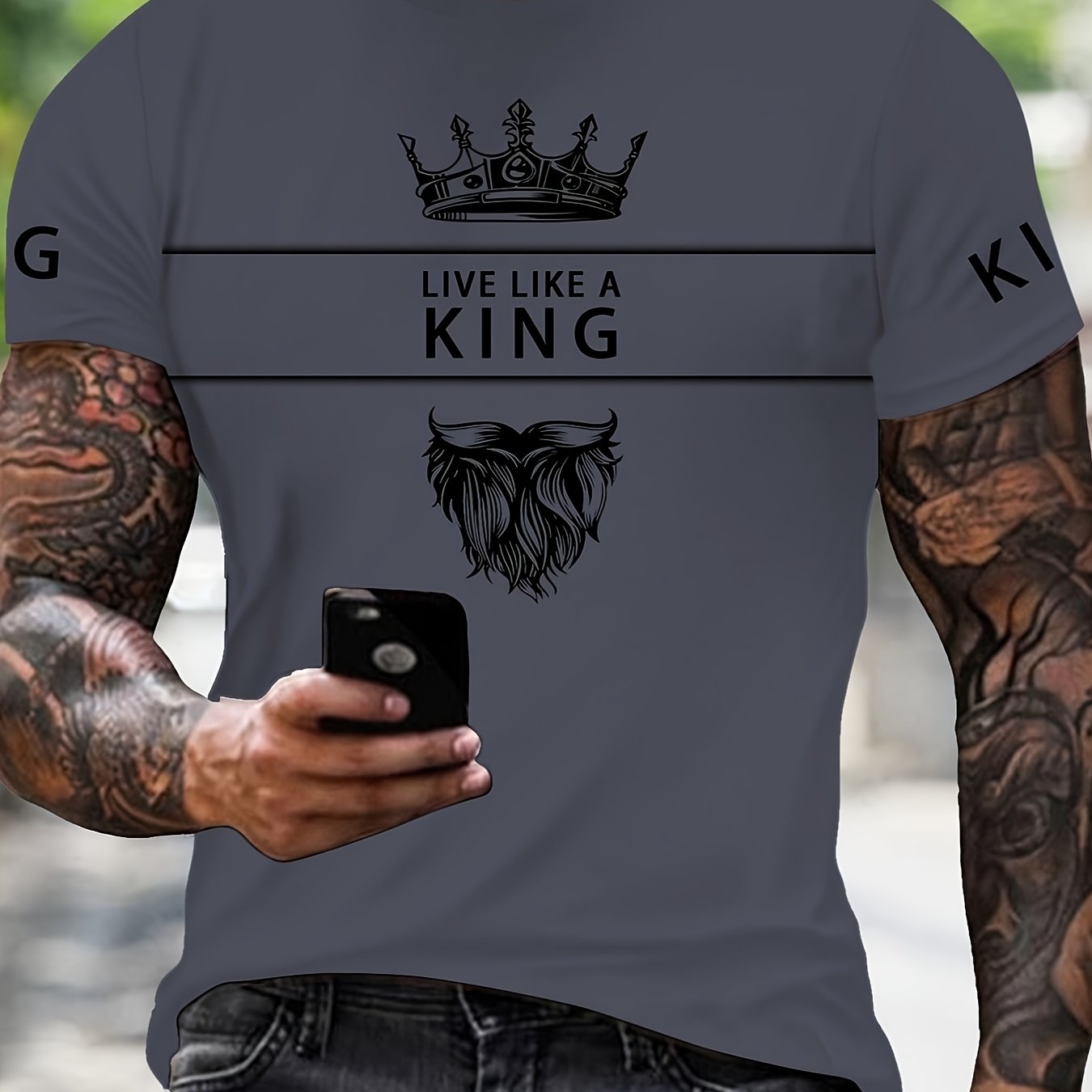 Men's 3D Digital Print T-Shirt with Crown "LIVE LIKE A KING" Slogan - Casual Round Neck Regular Fit Machine Washable Graphic Tee for Casual Attire, Streetwear Fashion, Bold Statement Shirt, Durable Fabric Shirt