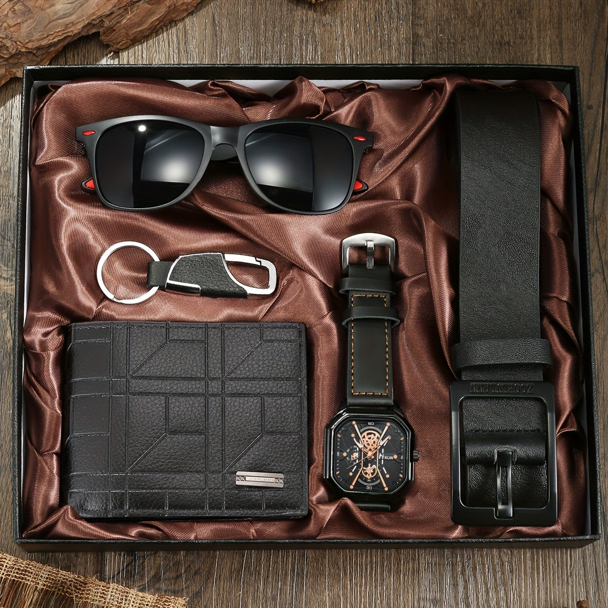 5pcs 'S New Watch Exquisite Gift Box Set - High-End Handsome Faux Leather Watch with Trendy Glasses, Fashion Keychain, Casual Wallet, And Belt, Perfect Gif