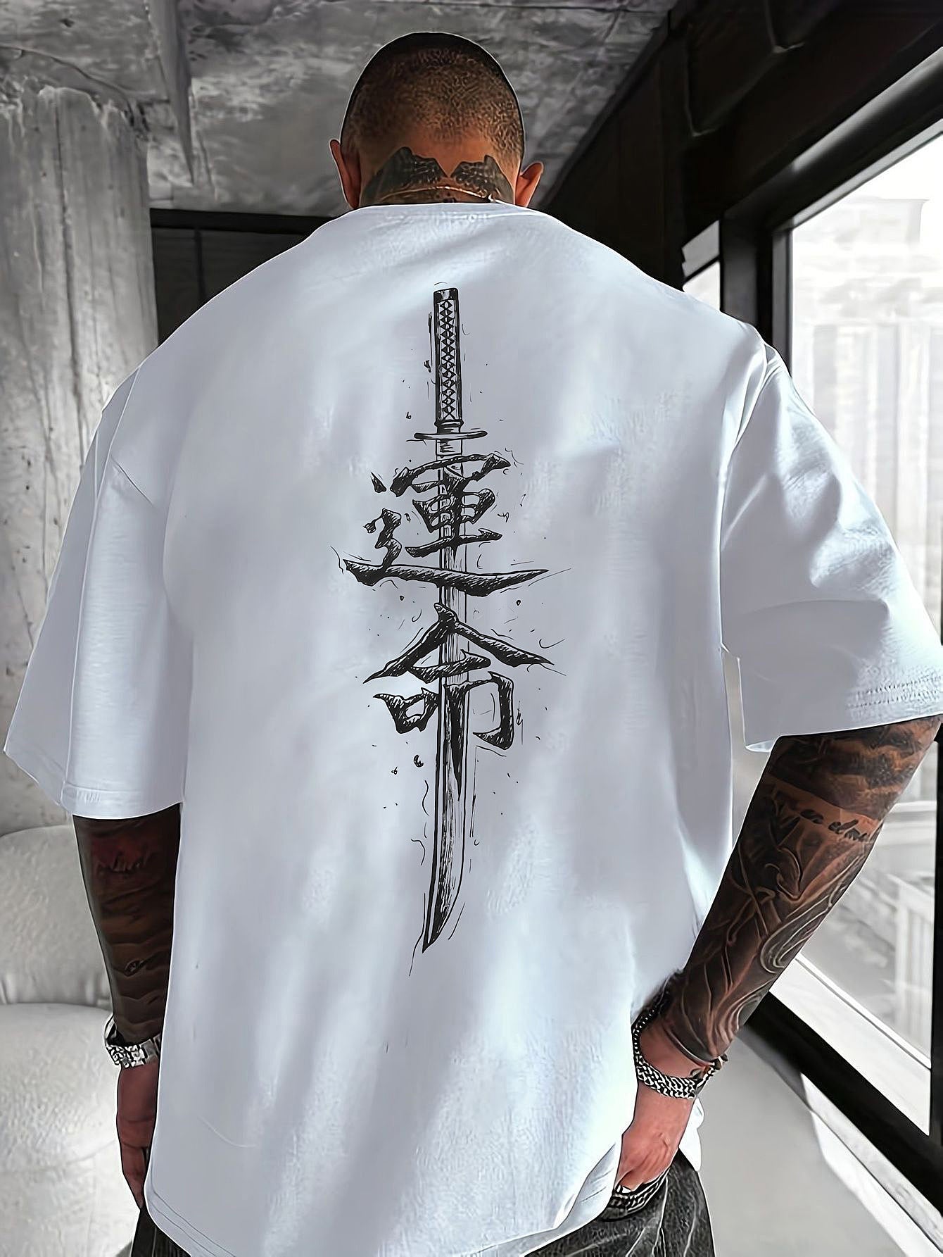 Men'S Japanese Samurai Sword Graphic T-Shirt - Casual Loose Fit Crew Neck, Short Sleeve Tee with Red Stylized Japanese Katanas Design, Breathable Polyester for Spring Summer Outdoor Wear