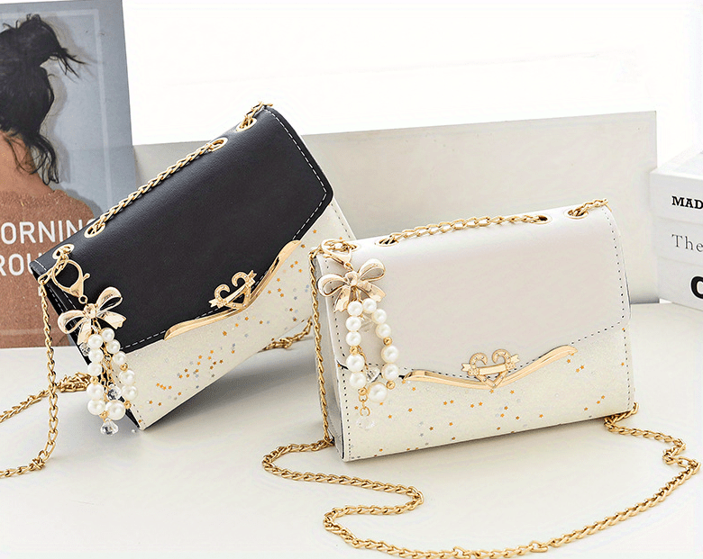 Elegant Women'S Sequin Chain Crossbody Bag - White Shoulder Purse with Golden-Tone Hardware & Decorative Pendant, Perfect for Festivals & Parties, Festival Shoulder Bag | Elegant Chain Strap | Decorative Pendant, Novelty Purs