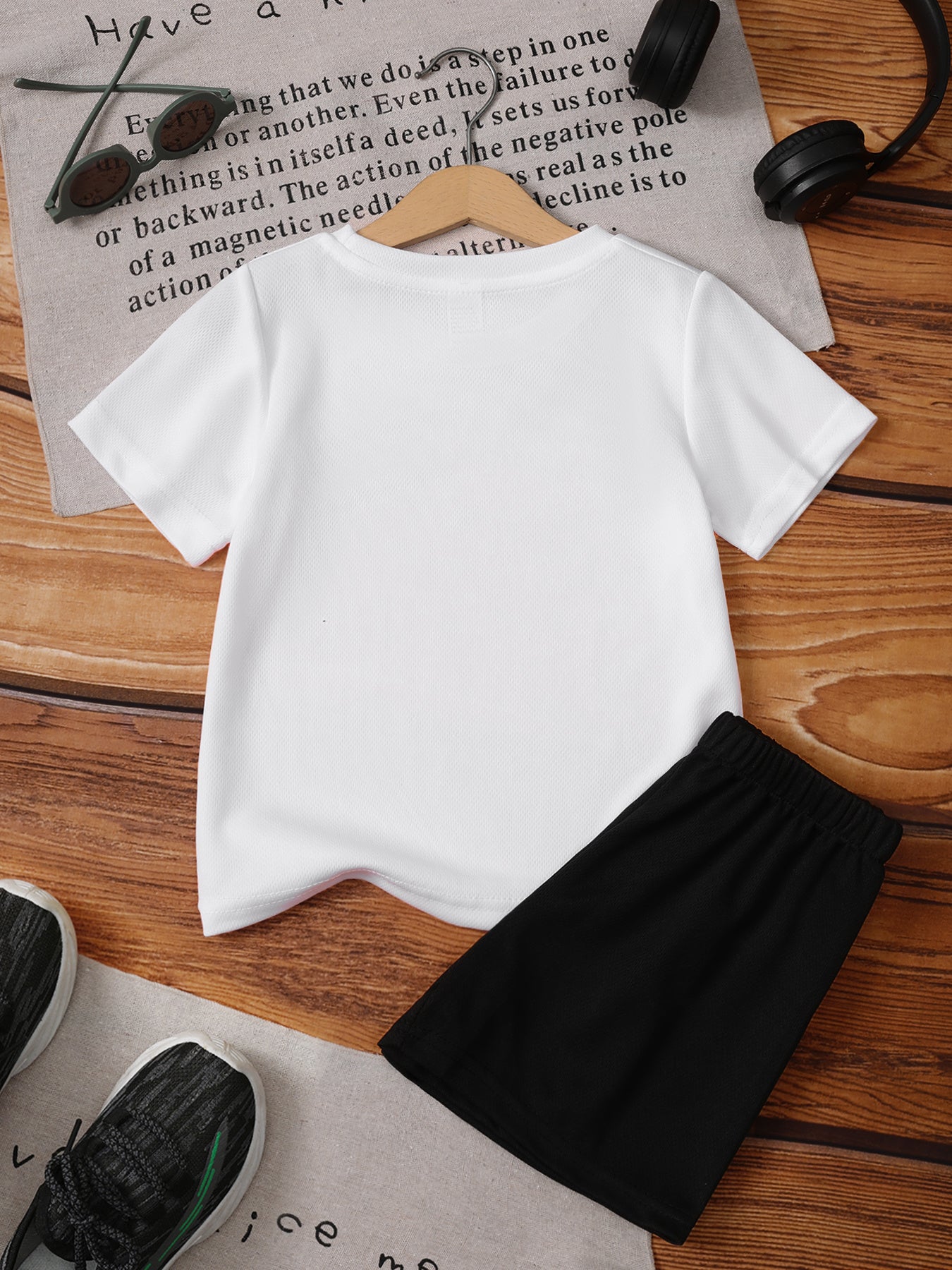 Girls Casual Two-Piece Summer Set - Fun Letter Tee & Shorts