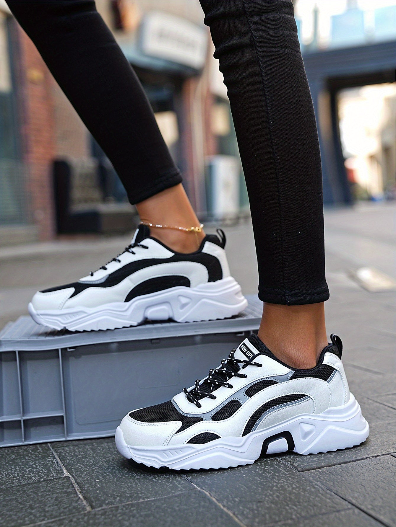 Women's Fashionable Platform Chunky Sneakers, Lace Up Breathable Running Shoes, Thick Bottom Outdoor Casual Dad Shoes