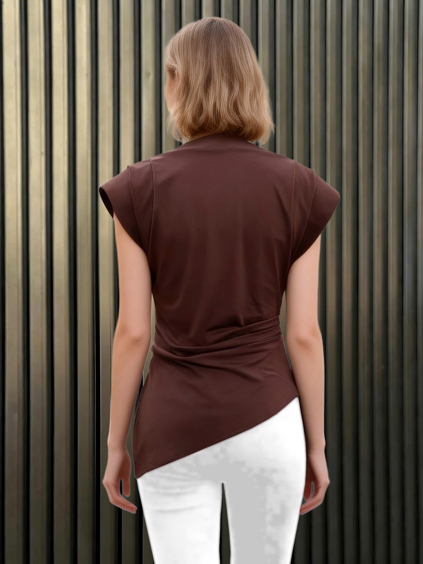 Women's Sleeveless Casual Crew Neck Top for Spring and Summer