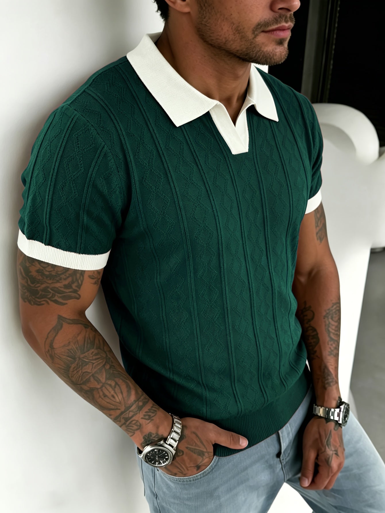 Men's Jacquard Knit Short Sleeve Polo with Contrast Collar