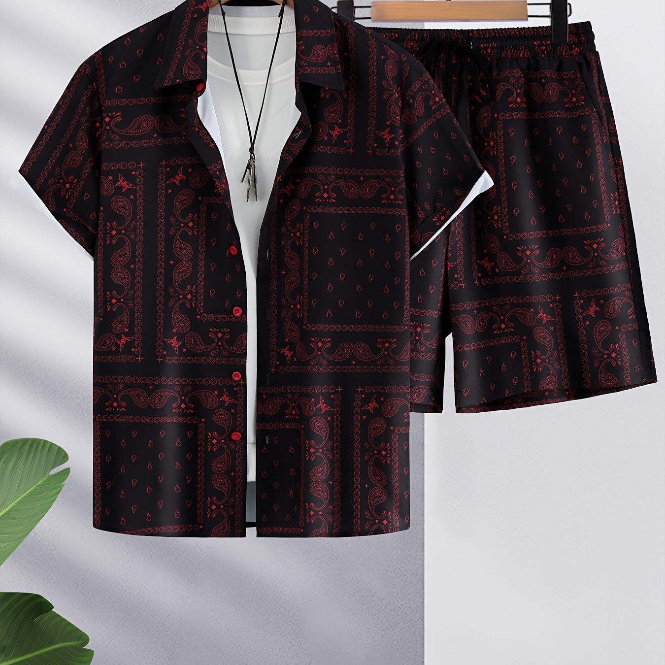 Men's Paisley Print Short Sleeve Shorts Single Button Shirt Suit with Elastic Cord and Pockets