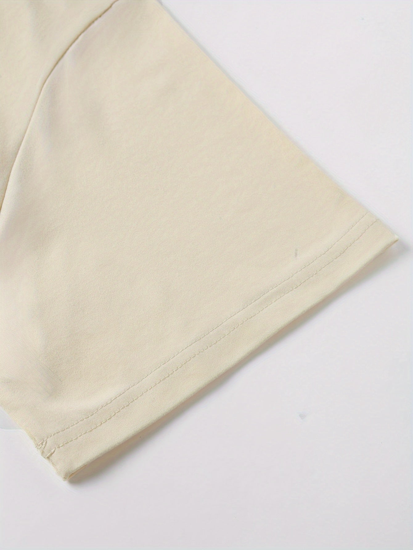 Men's Round Neck T-Shirt, Three-Color Patchwork Top with Asymmetric Double Stripes, Trendy Comfortable Breathable High-Quality Factory-Made Casual Fit