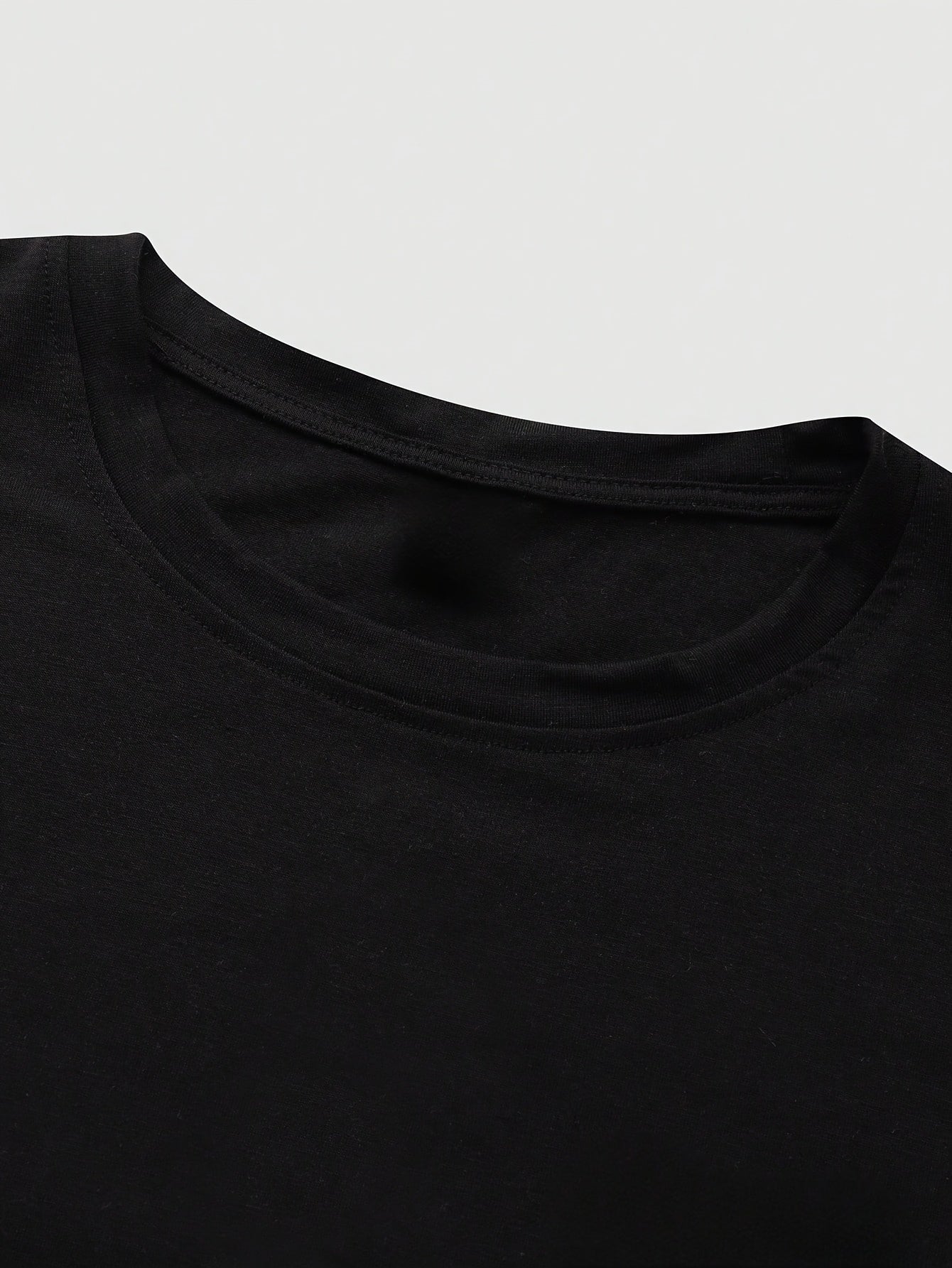 Men's Round Neck T-Shirt, Three-Color Patchwork Top with Asymmetric Double Stripes, Trendy Comfortable Breathable High-Quality Factory-Made Casual Fit