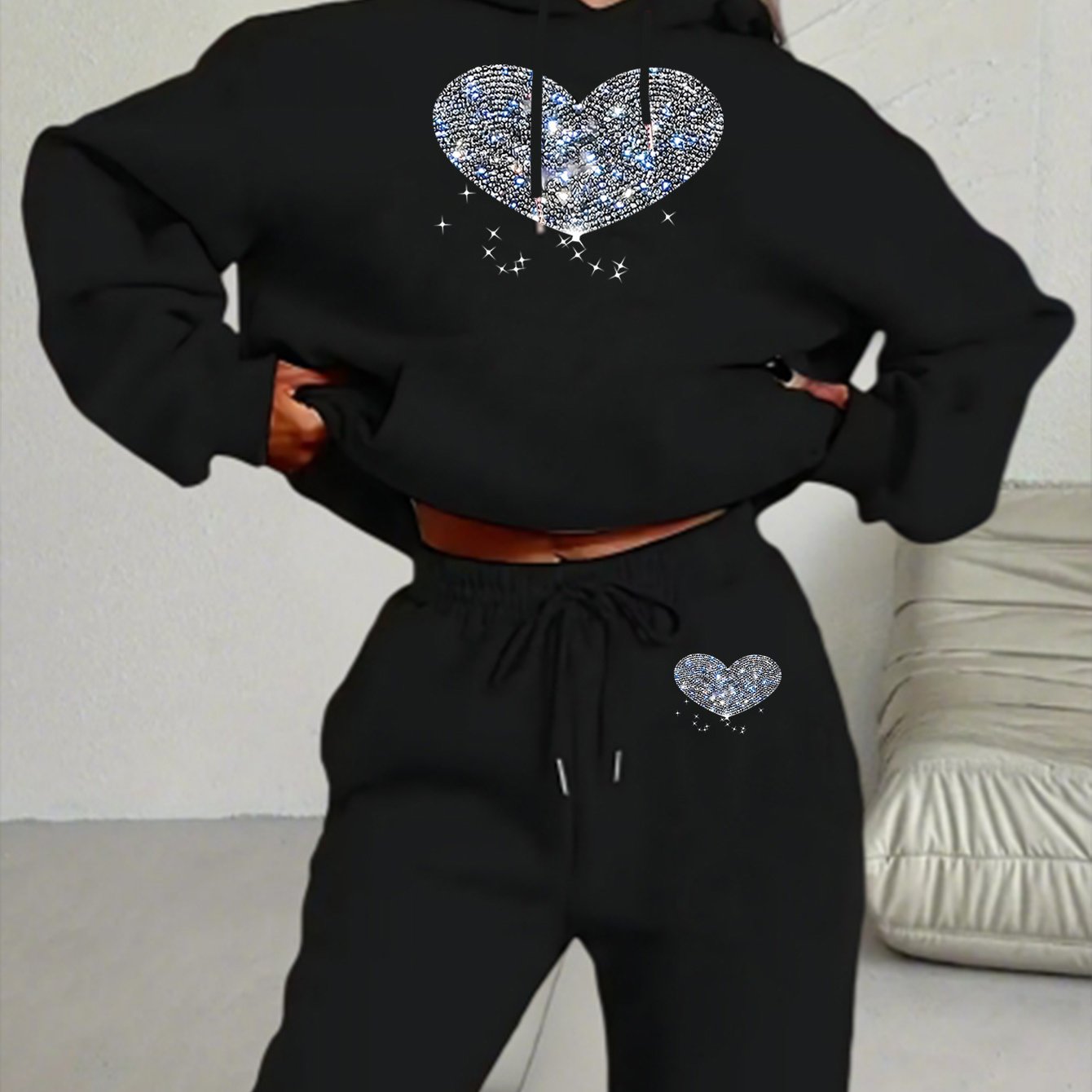 Ladies' Autumn-Winter Casual Hooded Sweatshirt and Pants Set with Shiny Heart Print | Comfortable Fleece-Like Feel, Drawstring Details