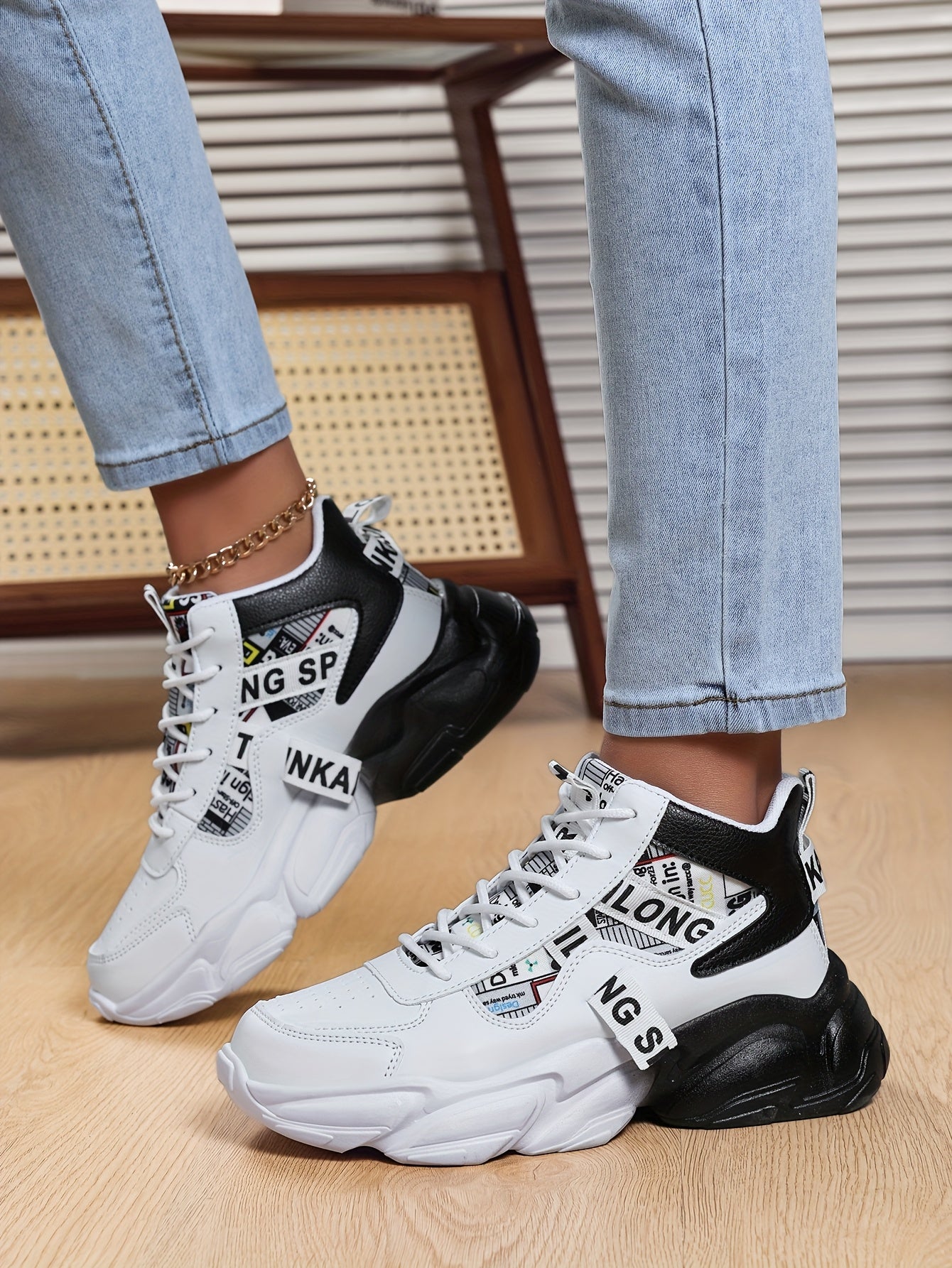 Women'S High-Top Plaid Skate Sneakers - Lightweight, Non-Slip, Shock-Absorbing Sneakers with EVA Sole, Synthetic Faux Leather Upper Fabric Lining for All-Season Sports and Casual Wear, Casual Sneakers Stylish Lace-Up Shoe
