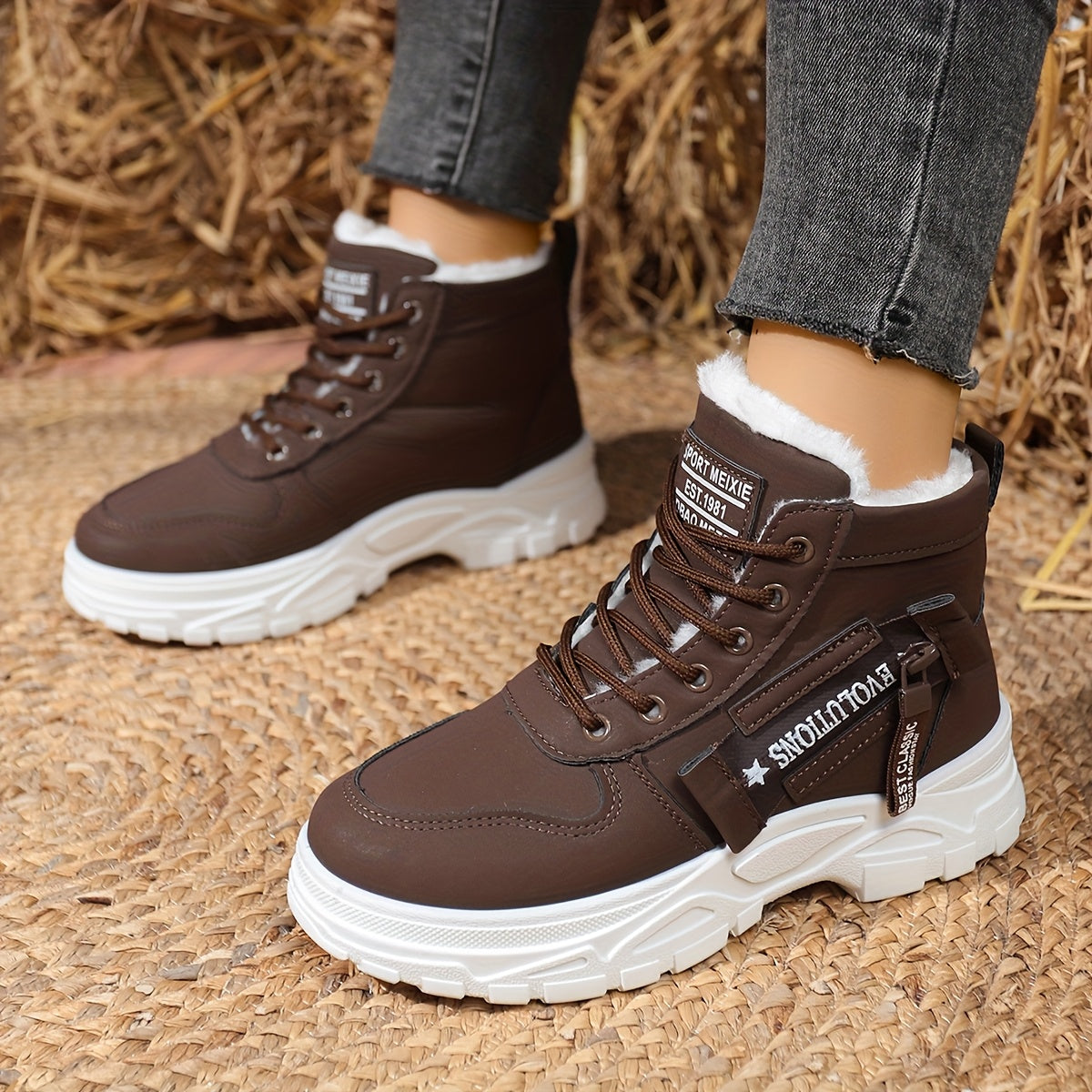 Autumn And Winter Women'S Fashionable Outdoor Plush Soft Comfortable Thick-Soled Lace-Up Ankle Boots