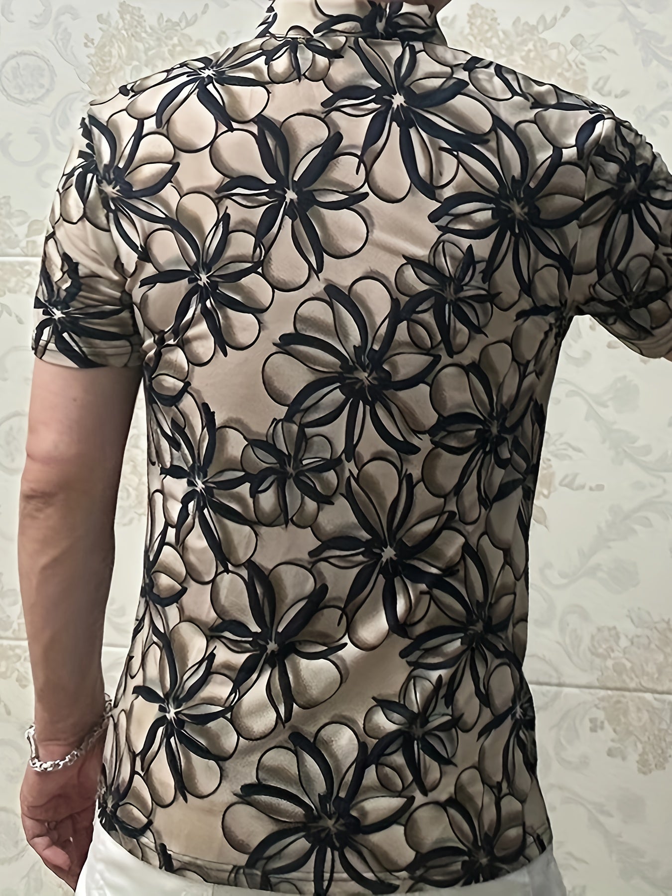 Men'S Lightweight Floral Print Short Sleeve T-Shirt - Stylish Black Beige Business Casual Top with Zipper Detail, Regular Fit for Summer, Summer Casual Wear Modern Casual Style Stylish Button Details
