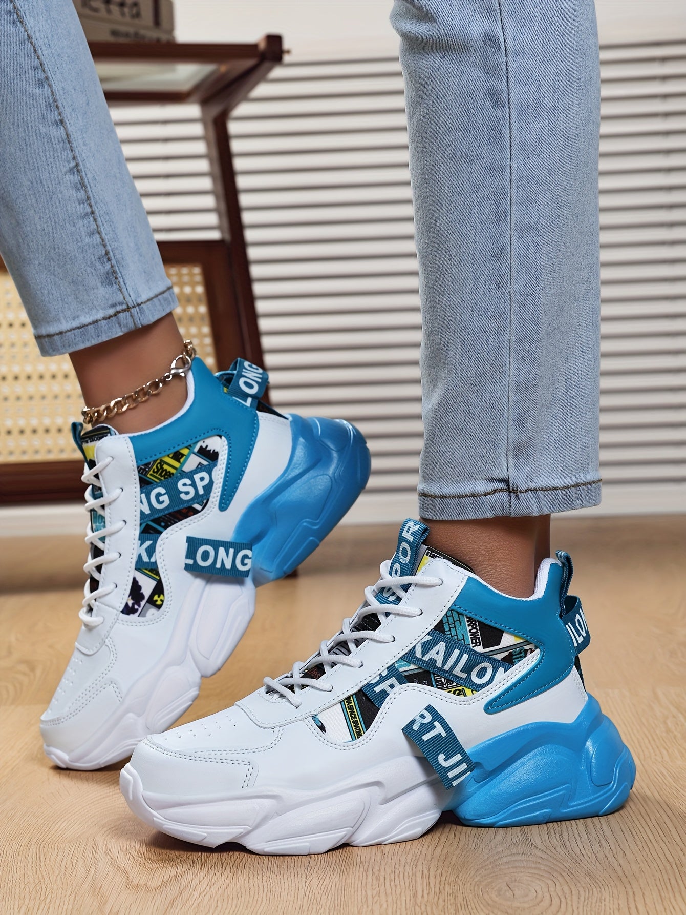 Women'S High-Top Plaid Skate Sneakers - Lightweight, Non-Slip, Shock-Absorbing Sneakers with EVA Sole, Synthetic Faux Leather Upper Fabric Lining for All-Season Sports and Casual Wear, Casual Sneakers Stylish Lace-Up Shoe