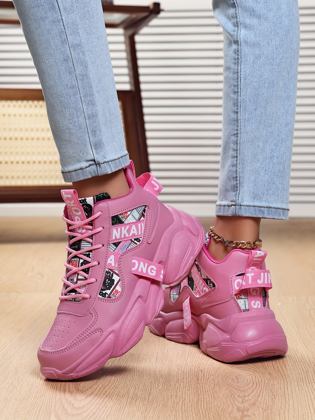 Women'S High-Top Plaid Skate Sneakers - Lightweight, Non-Slip, Shock-Absorbing Sneakers with EVA Sole, Synthetic Faux Leather Upper Fabric Lining for All-Season Sports and Casual Wear, Casual Sneakers Stylish Lace-Up Shoe