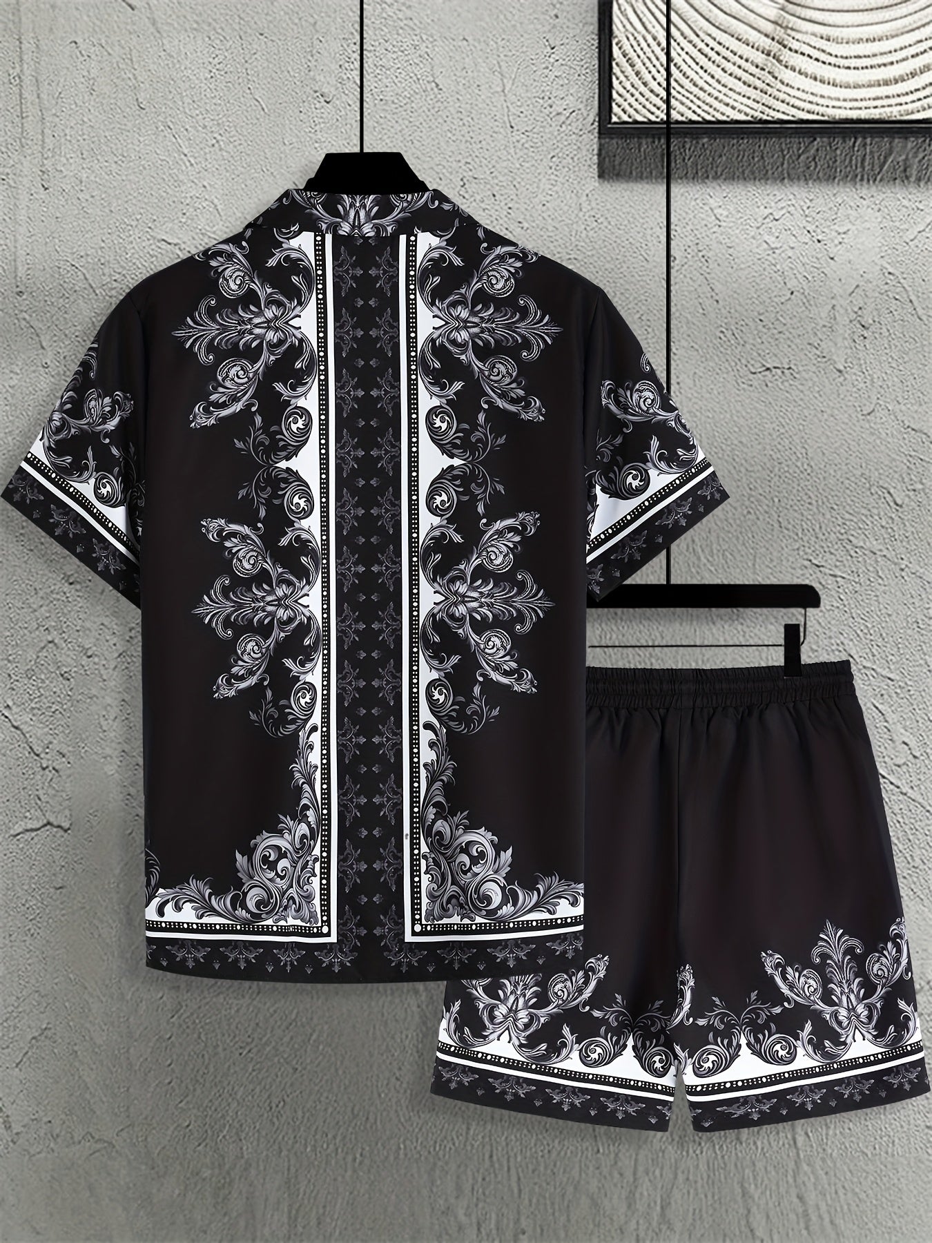 Men'S Suit with a Baroque Print Short-Sleeve Button-Up Shirt And Drawstring Side Pocket Shorts, Two-Piece Loungewear Set.