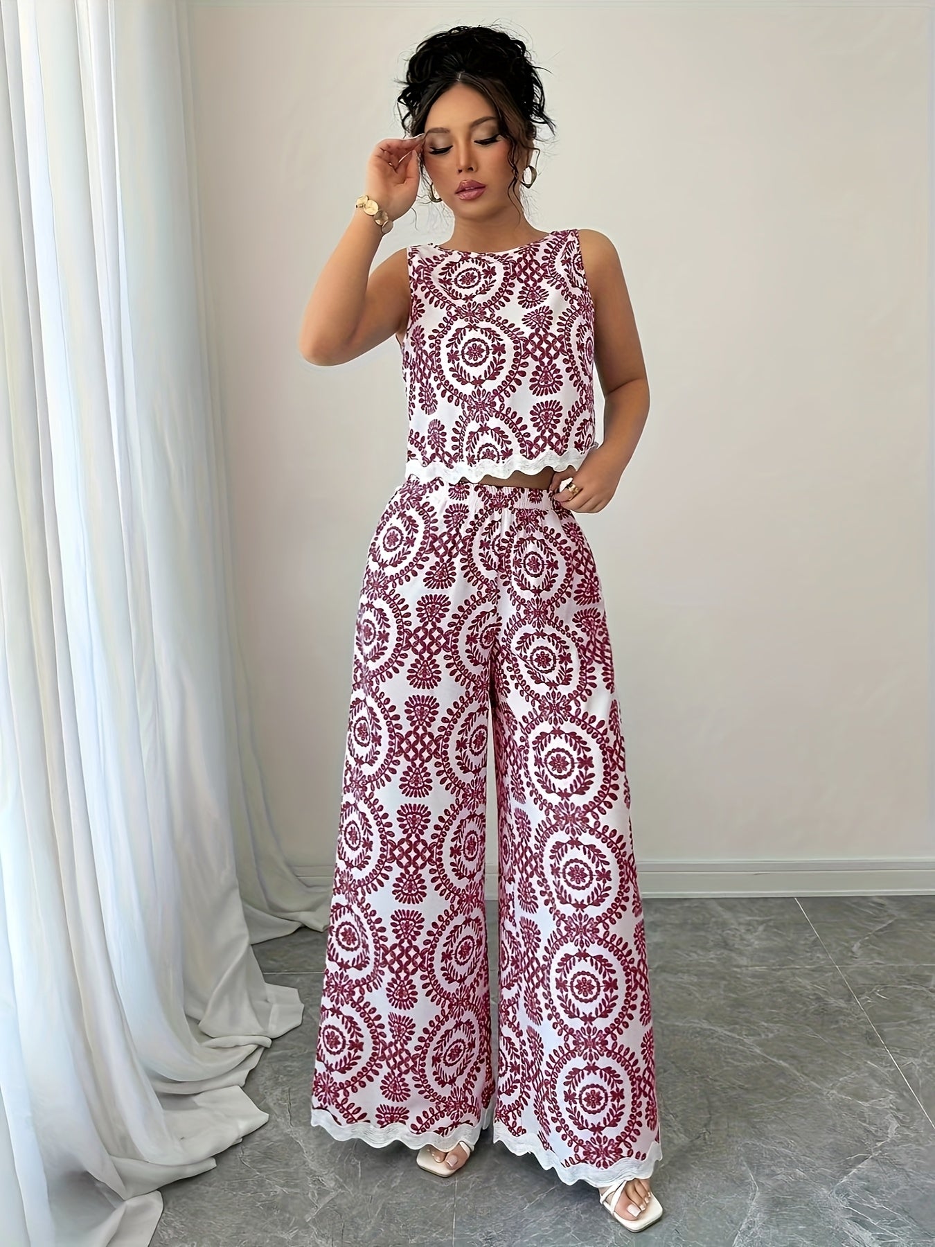 2pcs Women's Plant Pattern Round Neck Sleeveless Top and Pants Set