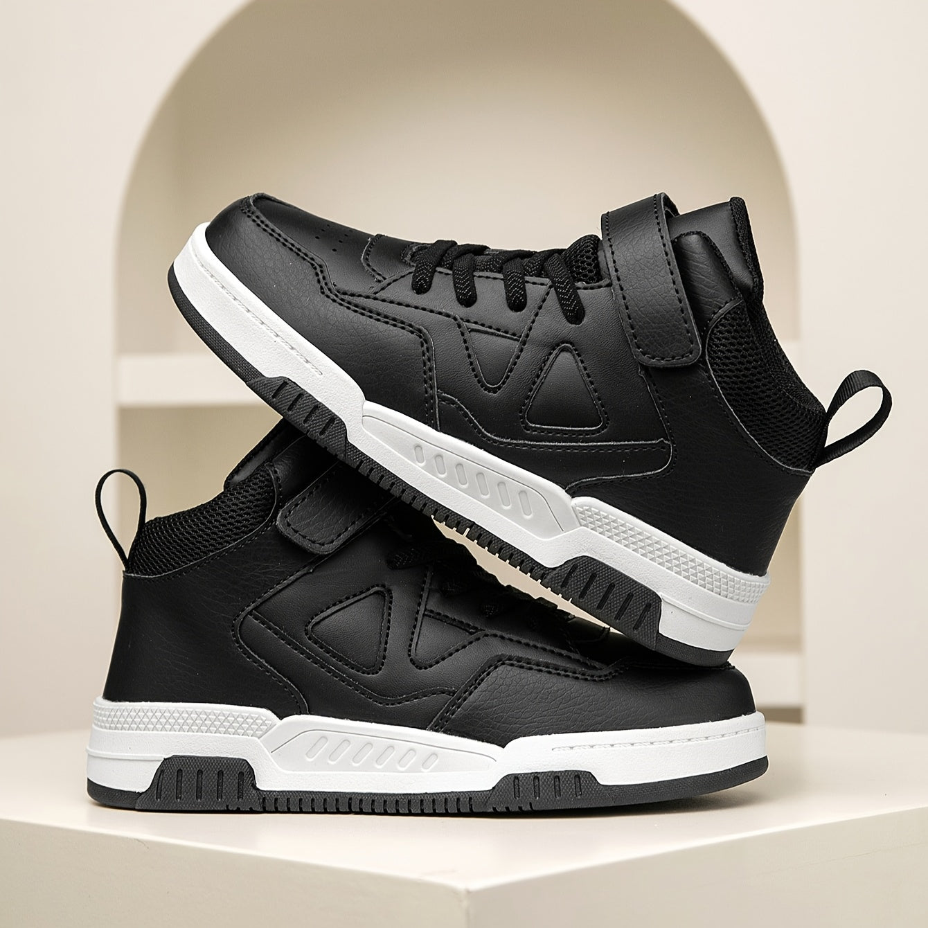 Youngsters' High-Top Sneakers with Color Block Design - Breathable, Non-Slip & Durable for Boys and Girls - Perfect for Outdoor Activities & Casual Attire