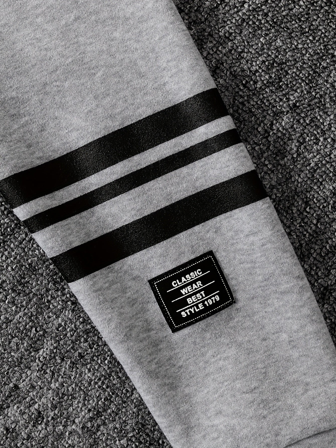 DONABEBE Boys' 2pcs Winter Jacket & Pants Set - Full-Zip Hooded Coat with Striped Sleeves & Matching Pants, Thick Outfit for &, Soft Warm Casual Playwear (Grey/Black) - Hand Washable 2pcs Clothing, Perfect for Outdoor