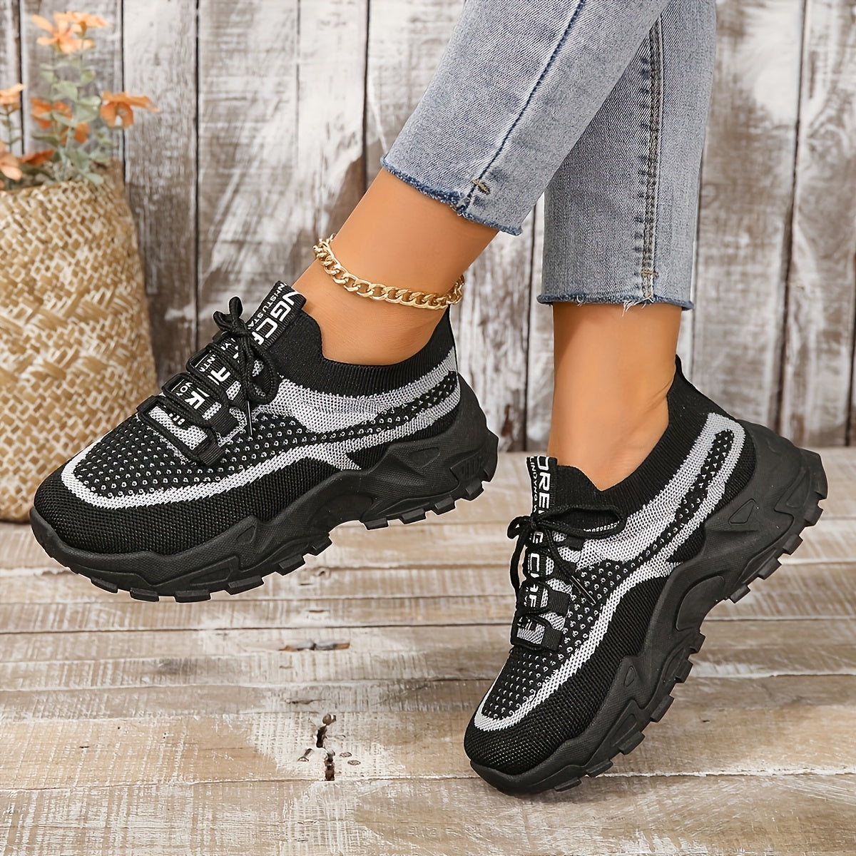 Women's Low-Top Breathable Sneakers with Cushioned Sole