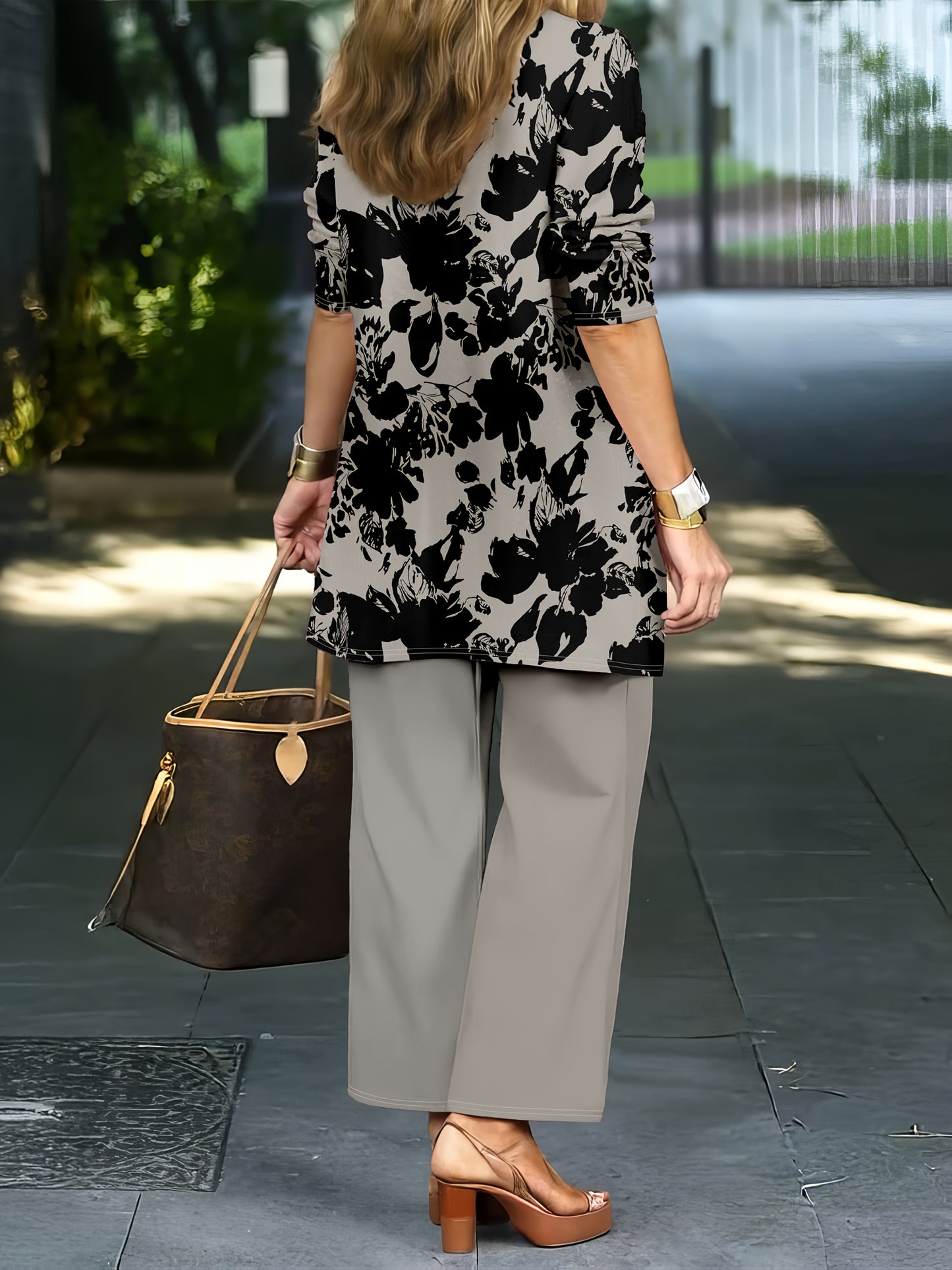 Plus Size, A three-piece set of elegant and unique female plus-size floral printed top and solid-colored vest and trousers