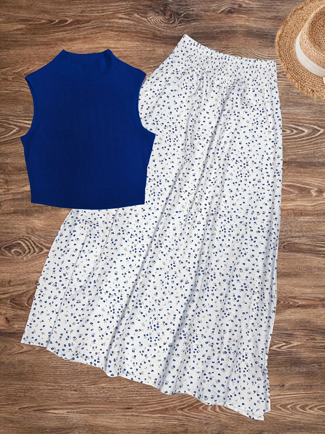 Summer Women's Daily Vacation Set with Small Floral Print Half Skirt and Sleeveless Top