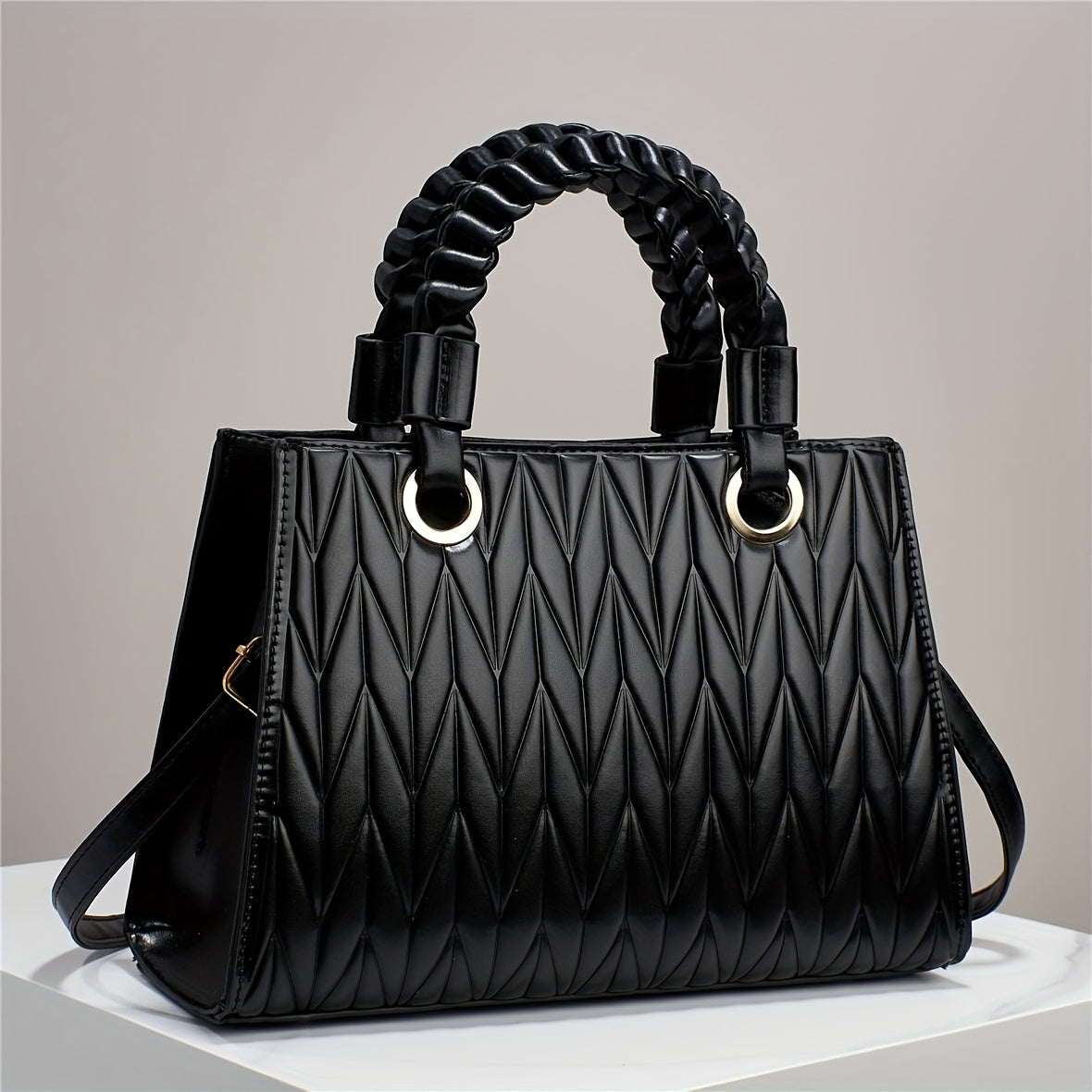 The New Stylish Handbag Is a Spacious Mom Bag, Perfect for Shoulder Or Crossbody Wear, Trendy for 2025, And Exudes a Sense of High Fashion.