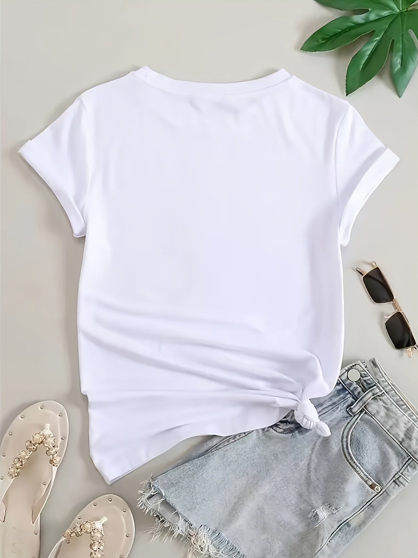 Women's Casual Cotton Blend Short-Sleeve T-Shirt with Artistic Print