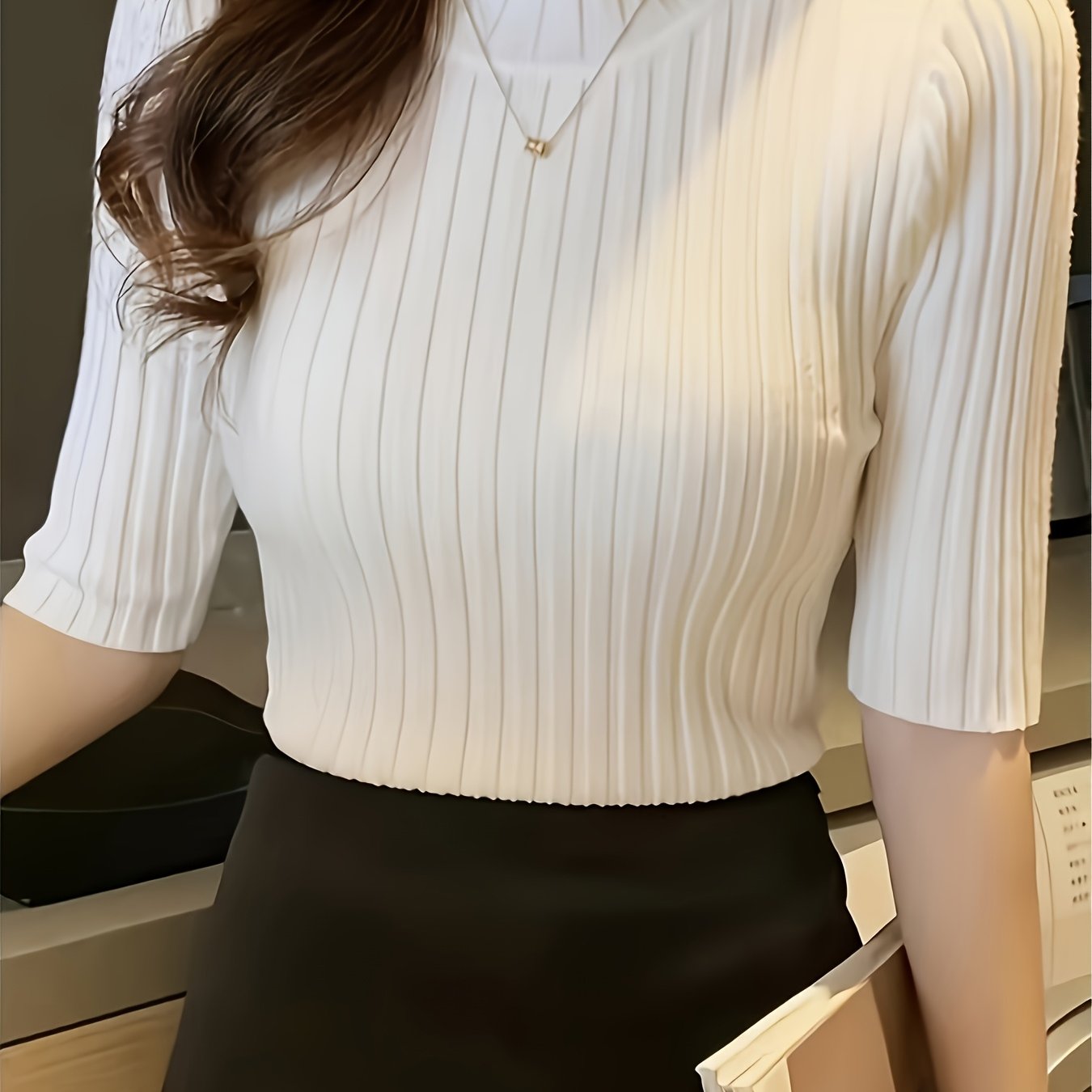Women's Elegant Solid Color Ribbed Pullover Top - Short Sleeve Regular Fit Machine-Washable All-Season Versatile Blouse for Casual & Formal Wear