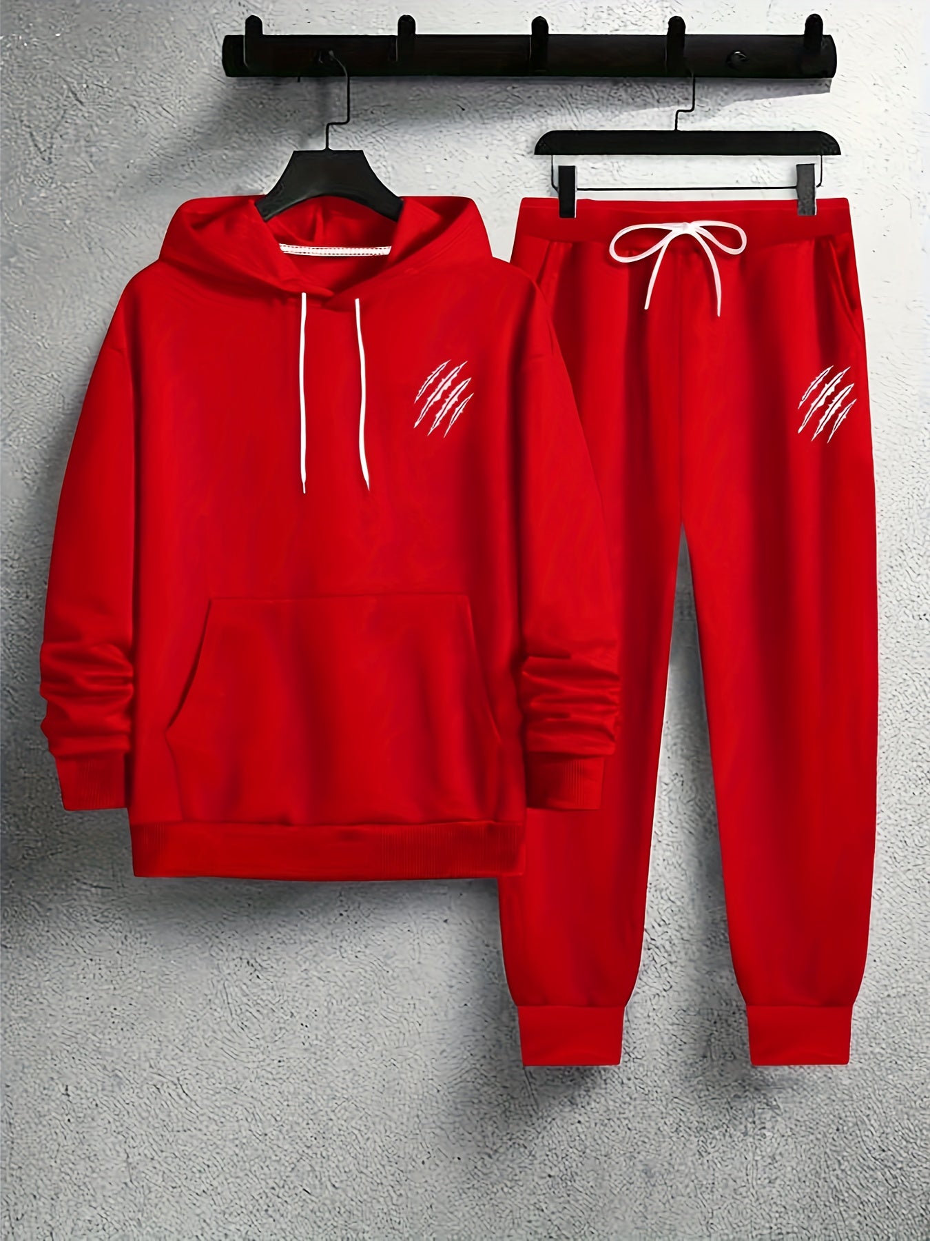 Men's Printed Hoodie and Drawstring Waist Sweatpants Two-Piece Set
