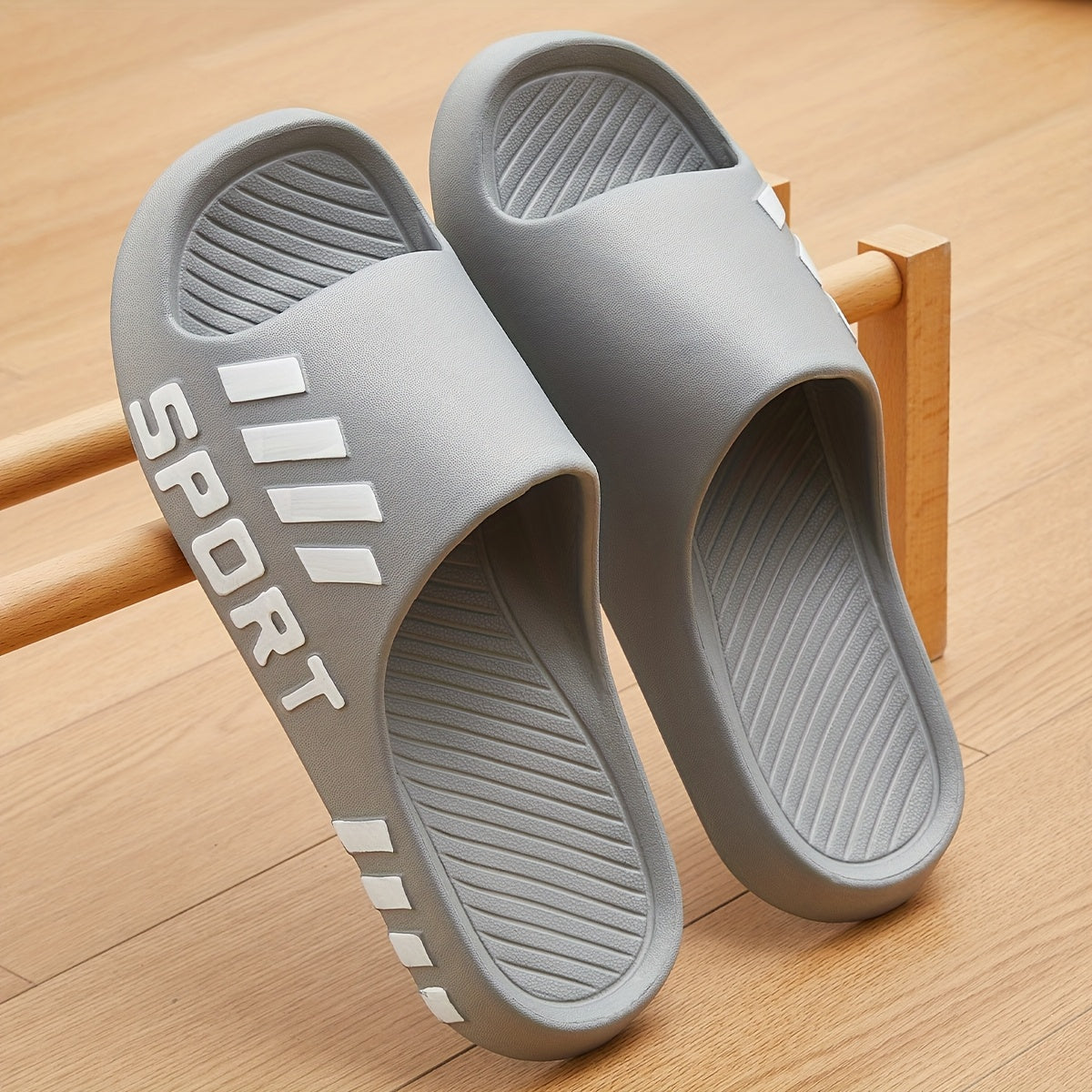 Men's stylish sports flip-flops, indoor non-slip couple slippers, casual and comfortable EVA material slippers, available in large sizes 48-49 - ayq