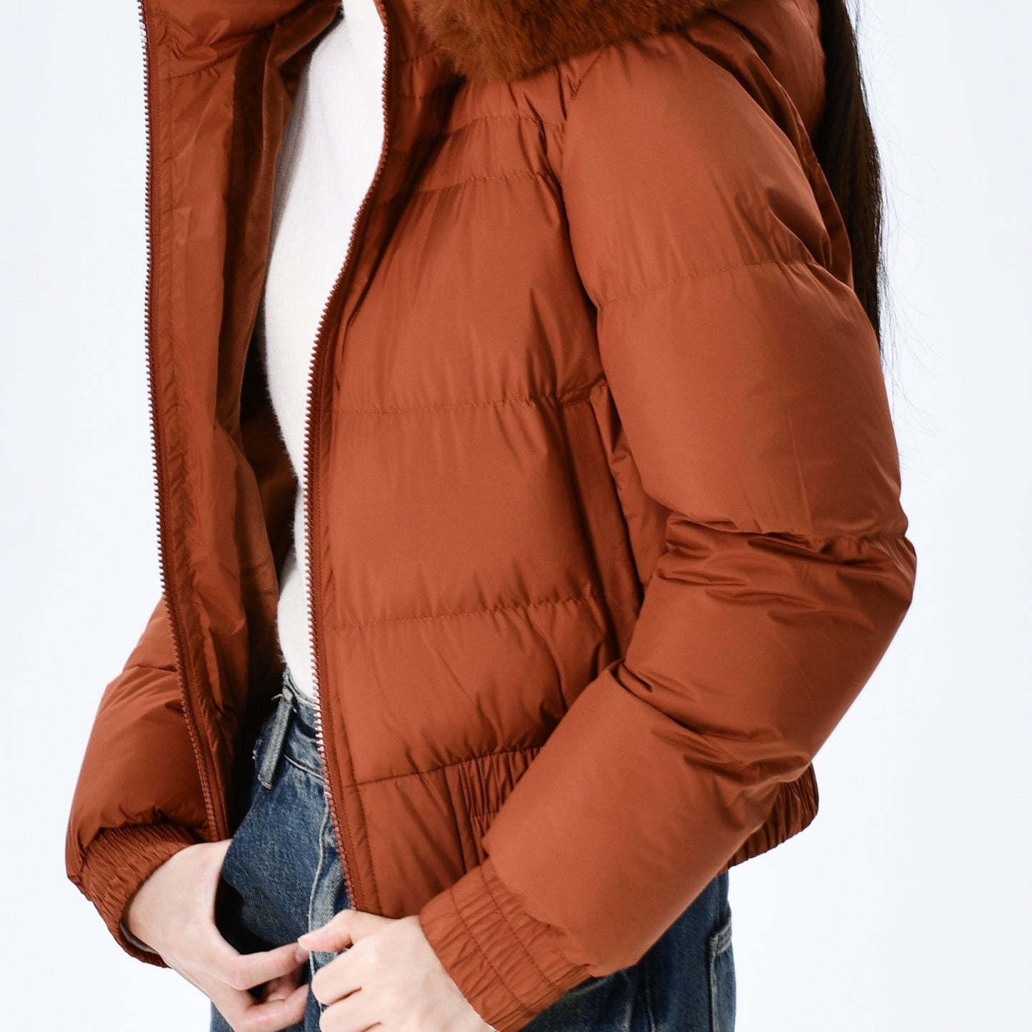Elegant Polyester Padded Jacket for Women - 2024 Fashion Short Solid Color Coat with Thick Faux Fur Collar, Long Sleeves, Zipper Detail, Woven - Winter Warmth Casual Outerwear