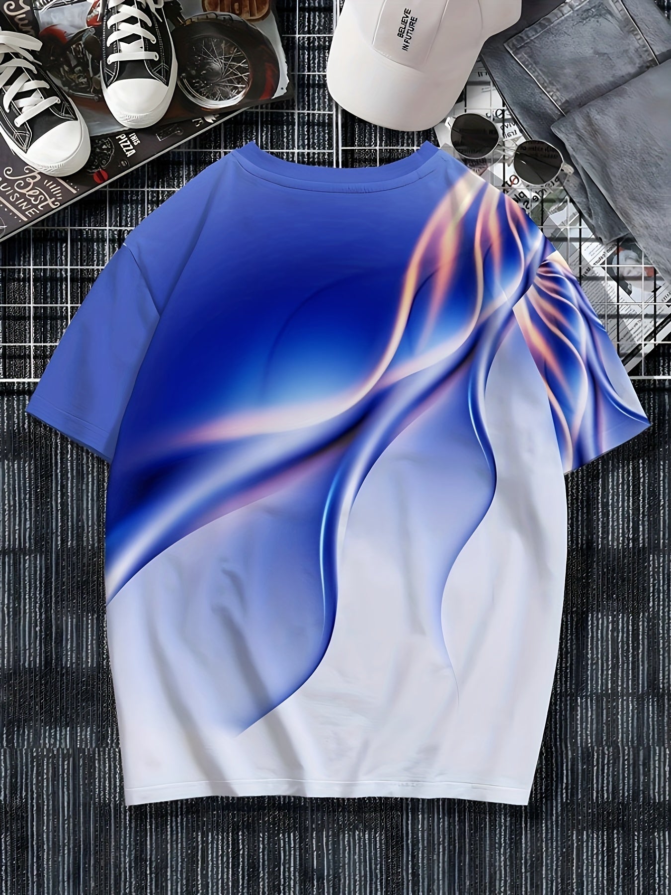 Men'S Round Neck T-Shirt with a Simple Multicolored Bird Pattern Print in Trendy Style.