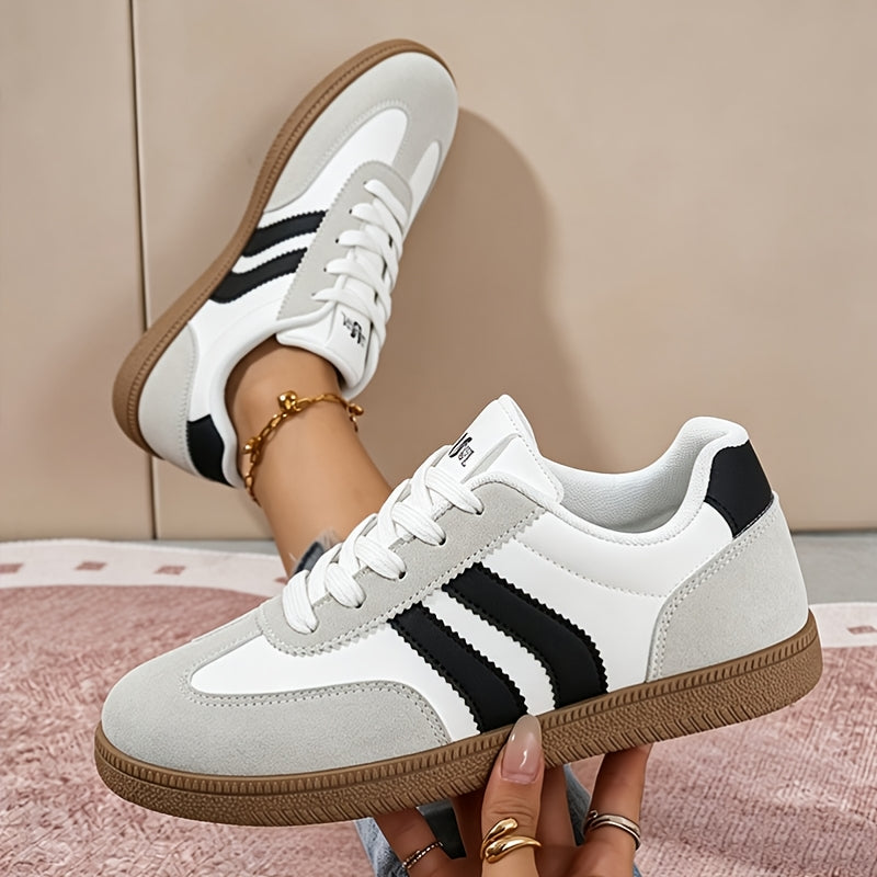 Women's Retro Low-Top Lace-Up Sneakers with TPR Sole
