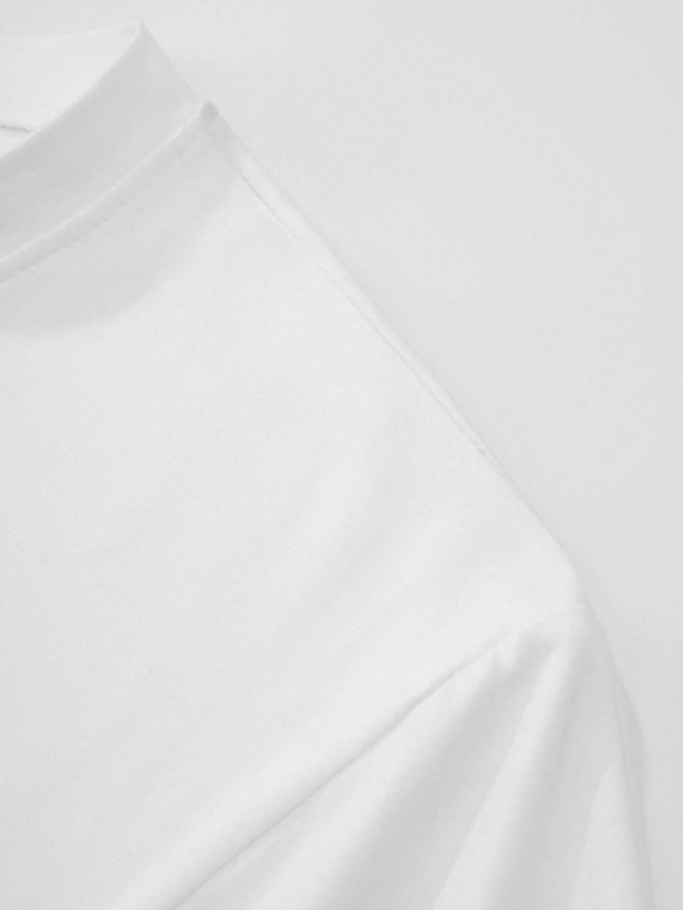 Men's Casual V-Neck T-Shirt with Bold Head Graphic Print - White Black Contrast Design, Breathable Regular Fit Short Sleeve Tee for Spring Summer Casual Wear, Quality Fabric Shirt