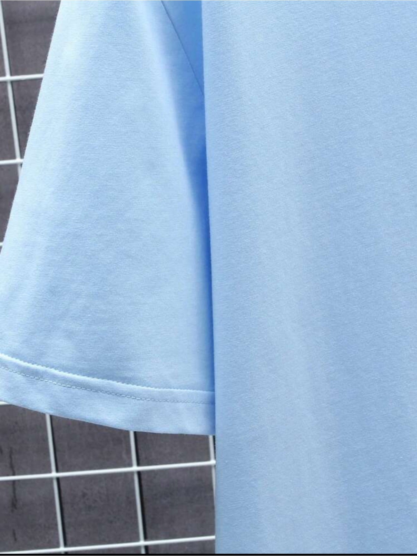 1pc Men's Light Blue Solid Color V-Neck Casual T-Shirt - Breathable Regular Fit Short Sleeve Tee for Spring Summer, Gym, Office Casual Attire