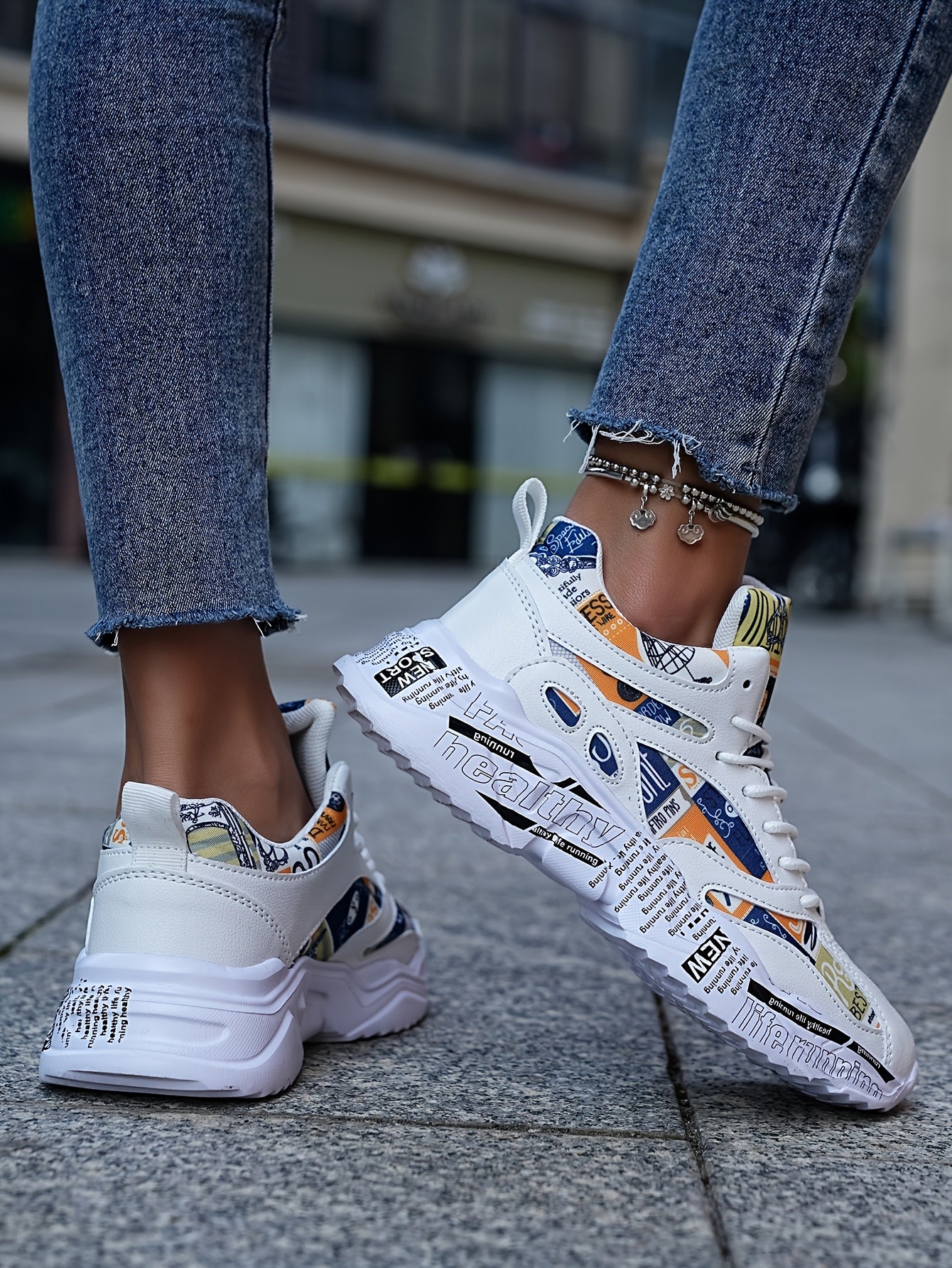 Men'S Women'S Graffiti Couple Sneakers, All-Season Lightweight Cushioned Running Shoes, Stability Pronation, Cartoon Pattern, MD Sole, EVA Insole, Polyurethane Upper, Fabric Lining