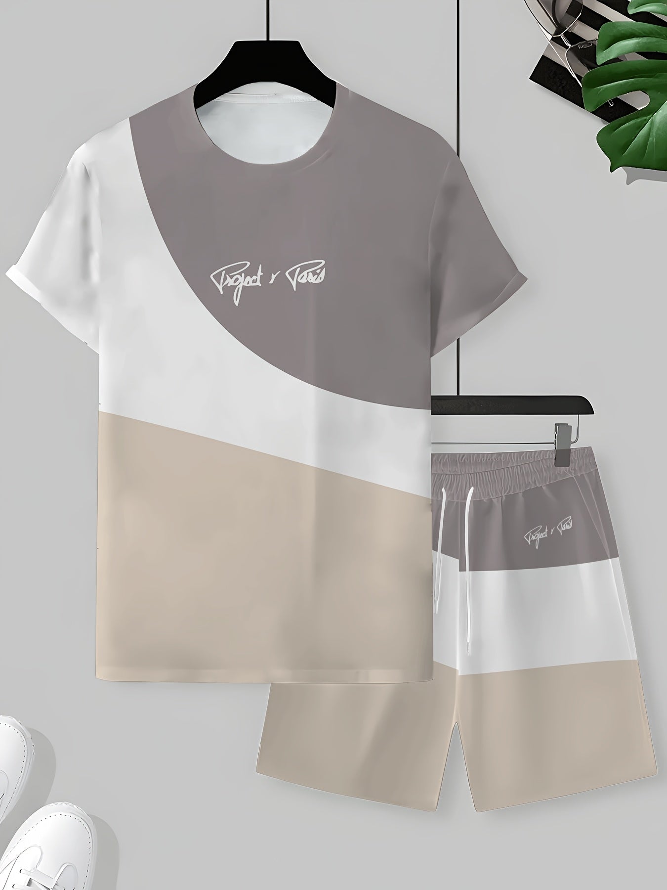 1 Set of 2pcs 3D Letter Print Fashion Tri-Color Men's Summer Fresh T-Shirt and Shorts Set, Slightly Stretchy Polyester Knit Fabric, Regular Fit, Suitable for Outdoor Activities and Family Gatherings