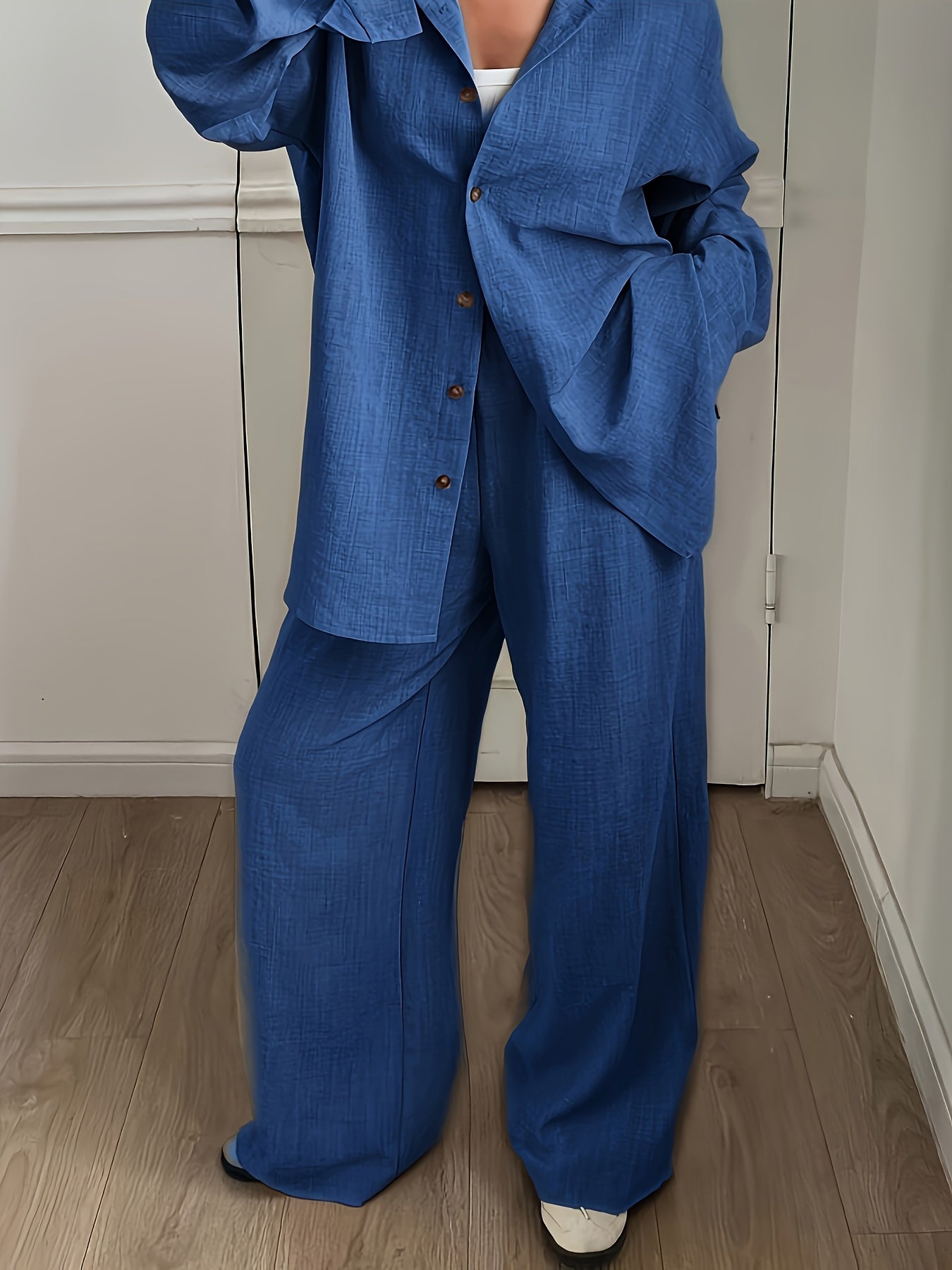 Elegant Women's Long Sleeve Shirt and Pants Suit for Spring/Fall