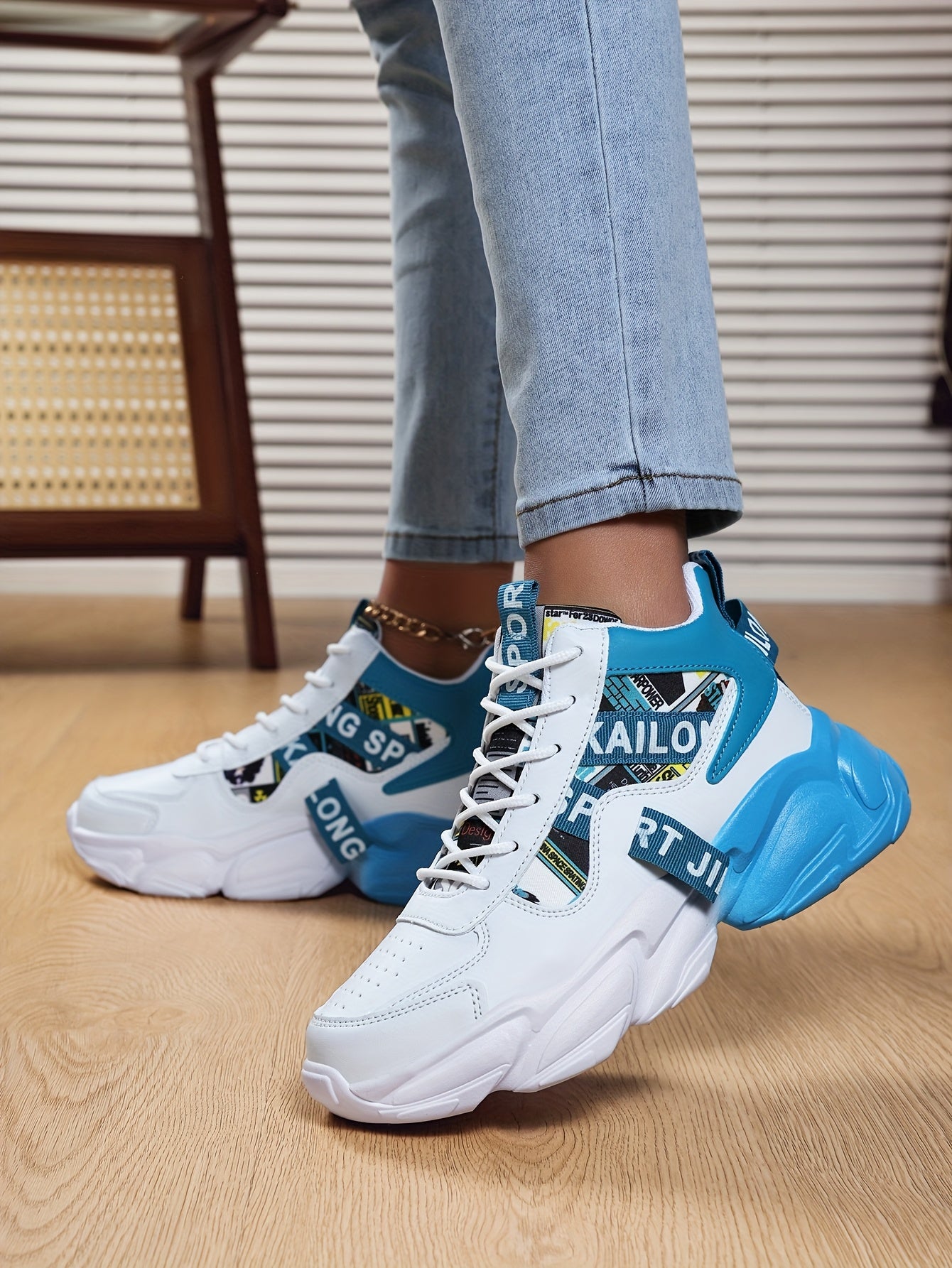 Women'S High-Top Plaid Skate Sneakers - Lightweight, Non-Slip, Shock-Absorbing Sneakers with EVA Sole, Synthetic Faux Leather Upper Fabric Lining for All-Season Sports and Casual Wear, Casual Sneakers Stylish Lace-Up Shoe