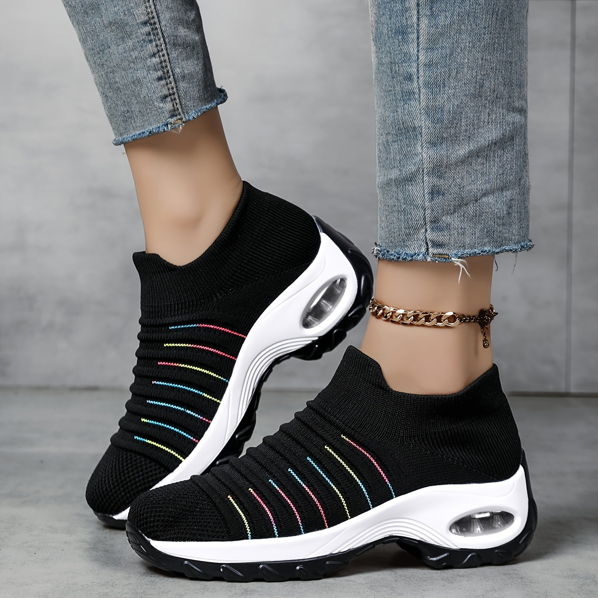 Women's Slip- Shoes - Lightweight Breathable Fabric Upper, Soft Cushioned PU Sole, Low-Top Casual Sneakers for Walking, Jogging Casual Attire - All-Season Comfort (Black), Ladies Sneakers, Allseason Footwear, Stylish Slipon