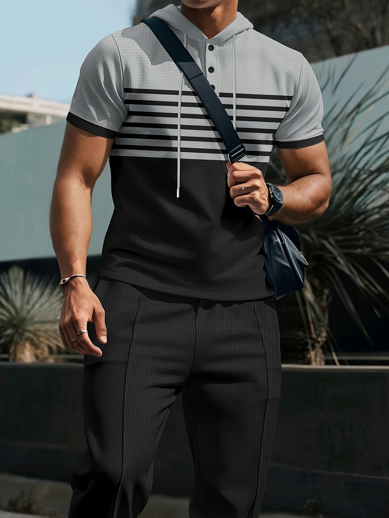 Men'S Summer Casual Sportswear Set, Striped Patchwork Short Sleeve, Polyester Material, Suitable for Leisure and Sports Outings, Fashionable and Trendy, with Drawstring Belt and Pockets, Ideal for Summer Activities, Hooded Sh