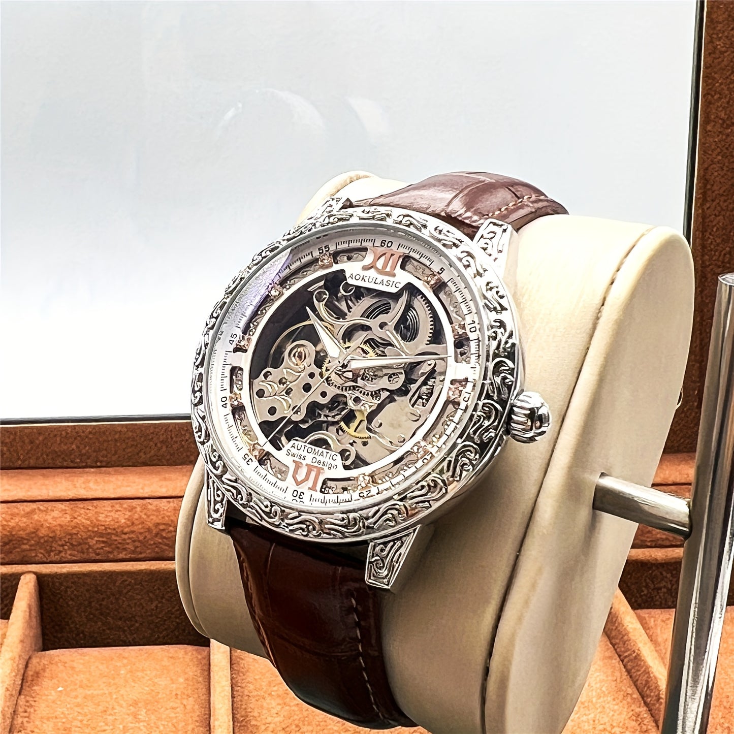 Vintage Hollow Carved Automatic Mechanical Men'S Watch, Fashionable Luxury Men'S Watch, High-end Thickened Mechanical Style Hip-Hop Party Wristwatch, Without Battery