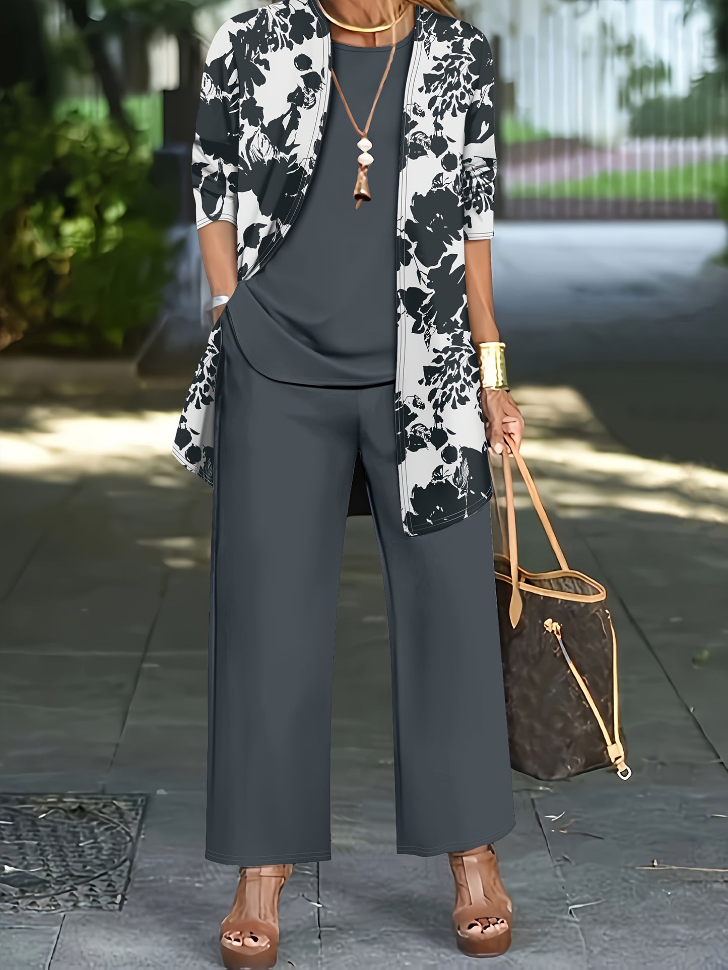 Plus Size, A three-piece set of elegant and unique female plus-size floral printed top and solid-colored vest and trousers