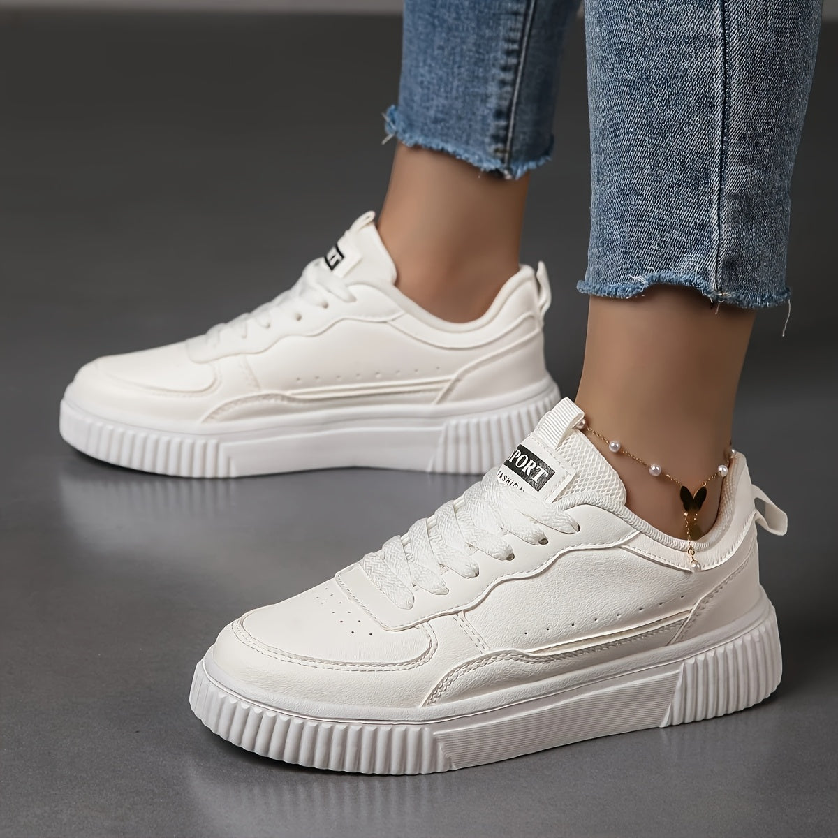 Unisex Low-Top Sneakers - White Green colorblock design, Lace-Up Closure, Cushioned EVA Sole - All-Season Casual Shoes for Men Women - Skateboarding, Everyday, Formal Events - Easy-Clean Synthetic Cover Upper, Everyday Fo