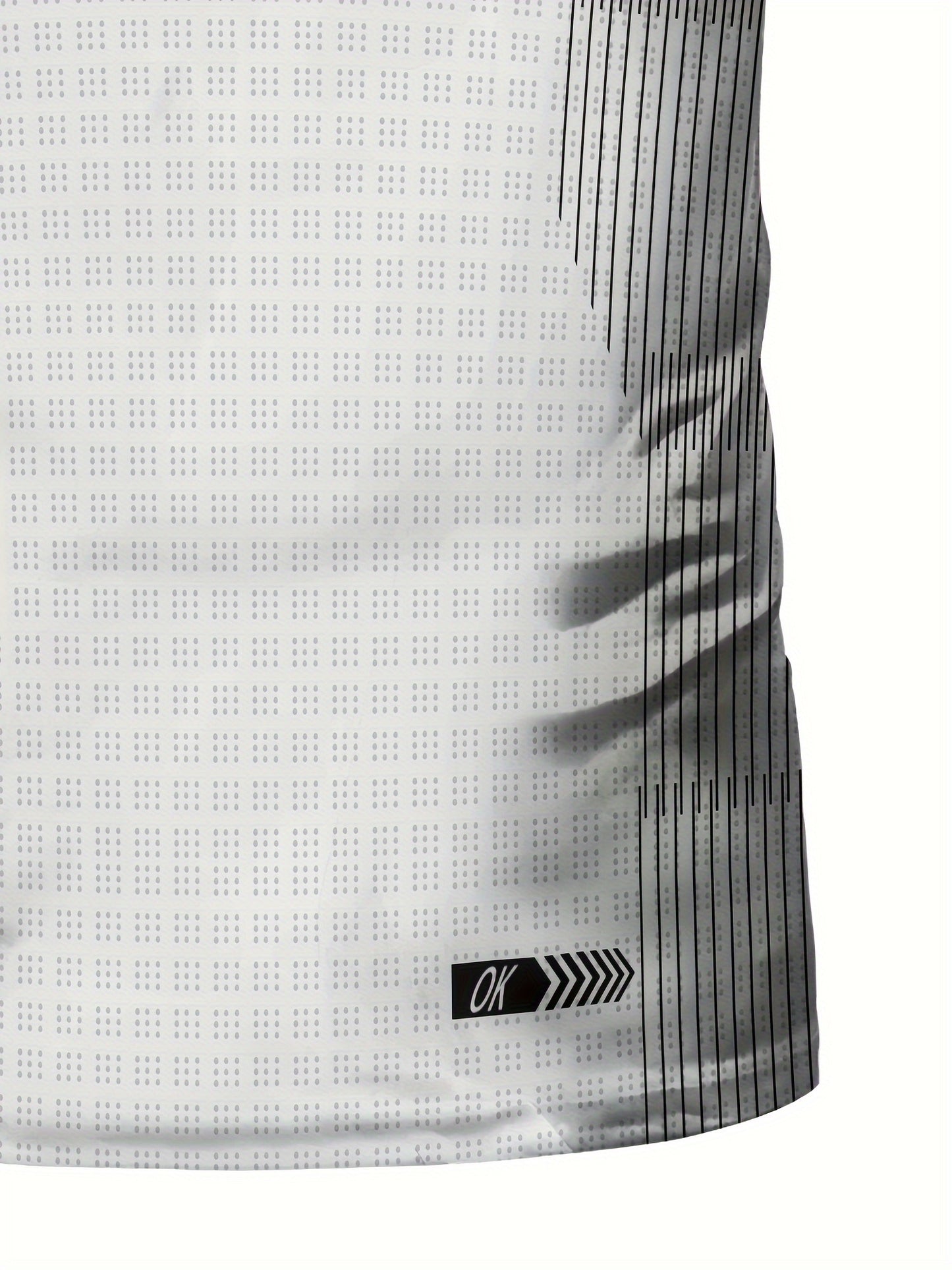 A Black And White Patterned Print Design, Men'S Sporty Fashion, Geometric Print High-Elastic Tight-Fitting Short-Sleeve Round-Neck T-Shirt, Quick-Drying Sports Top for Summer Fitness, Training, And Workout, with a Cool Feel,