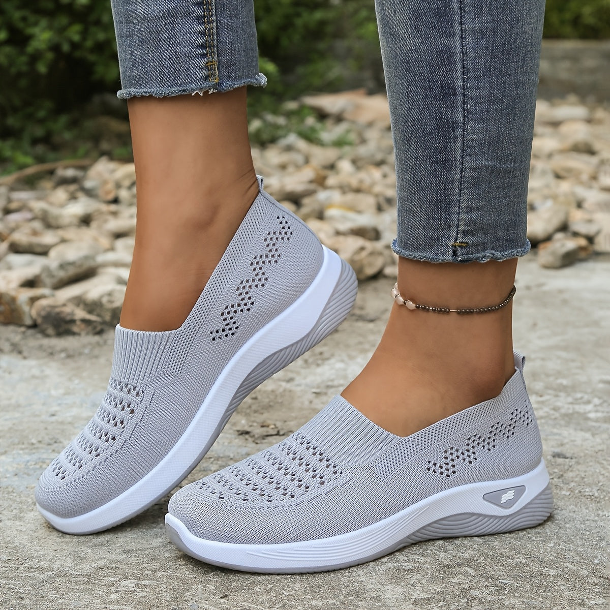Women's Lightweight Breathable Slip-On Sneakers with Cushioned Sole