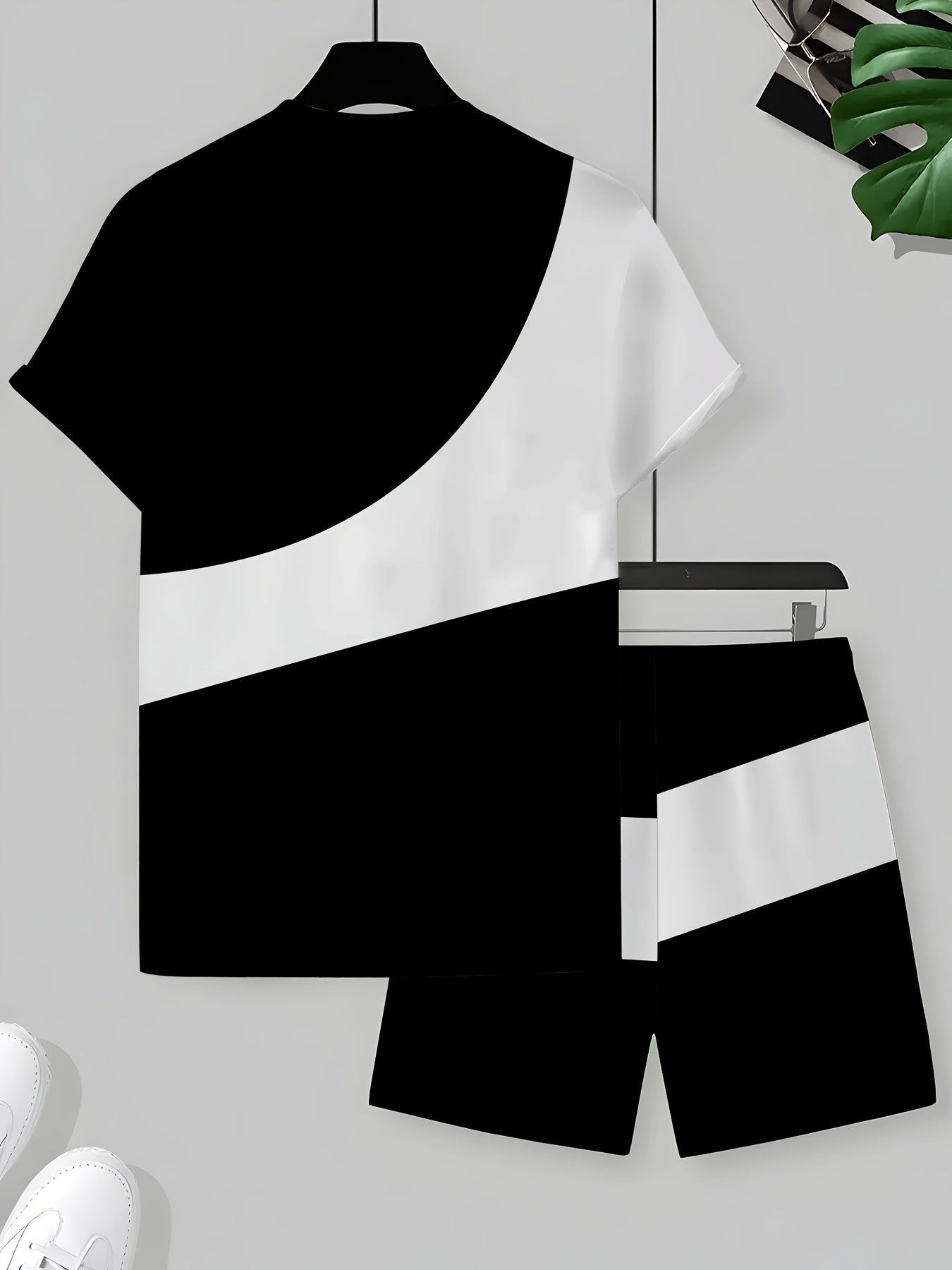 1 Set of 2pcs 3D Letter Print Fashion Tri-Color Men's Summer Fresh T-Shirt and Shorts Set, Slightly Stretchy Polyester Knit Fabric, Regular Fit, Suitable for Outdoor Activities and Family Gatherings