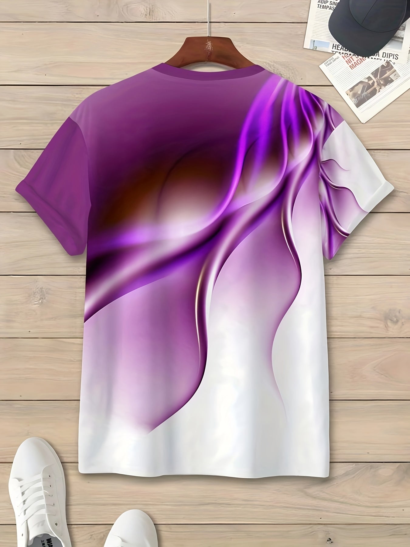 Men'S Round Neck T-Shirt with a Simple Multicolored Bird Pattern Print in Trendy Style.