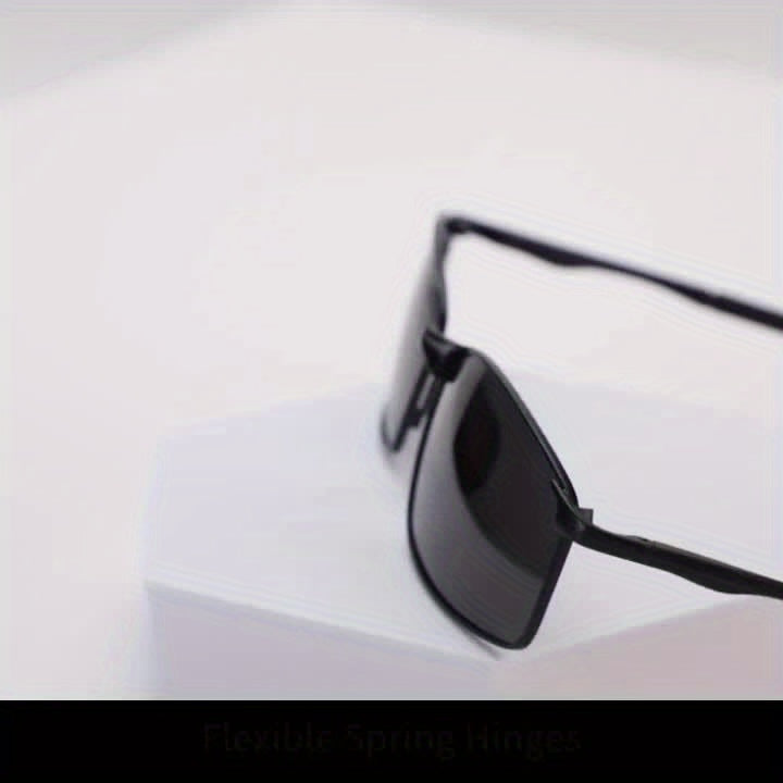 VOGGY Fashion Simple Retro Metal Polarized Glasses, Men And Women Driving Sports, Outdoor Cycling, Fishing, Holiday Travel Party Decoration Props.